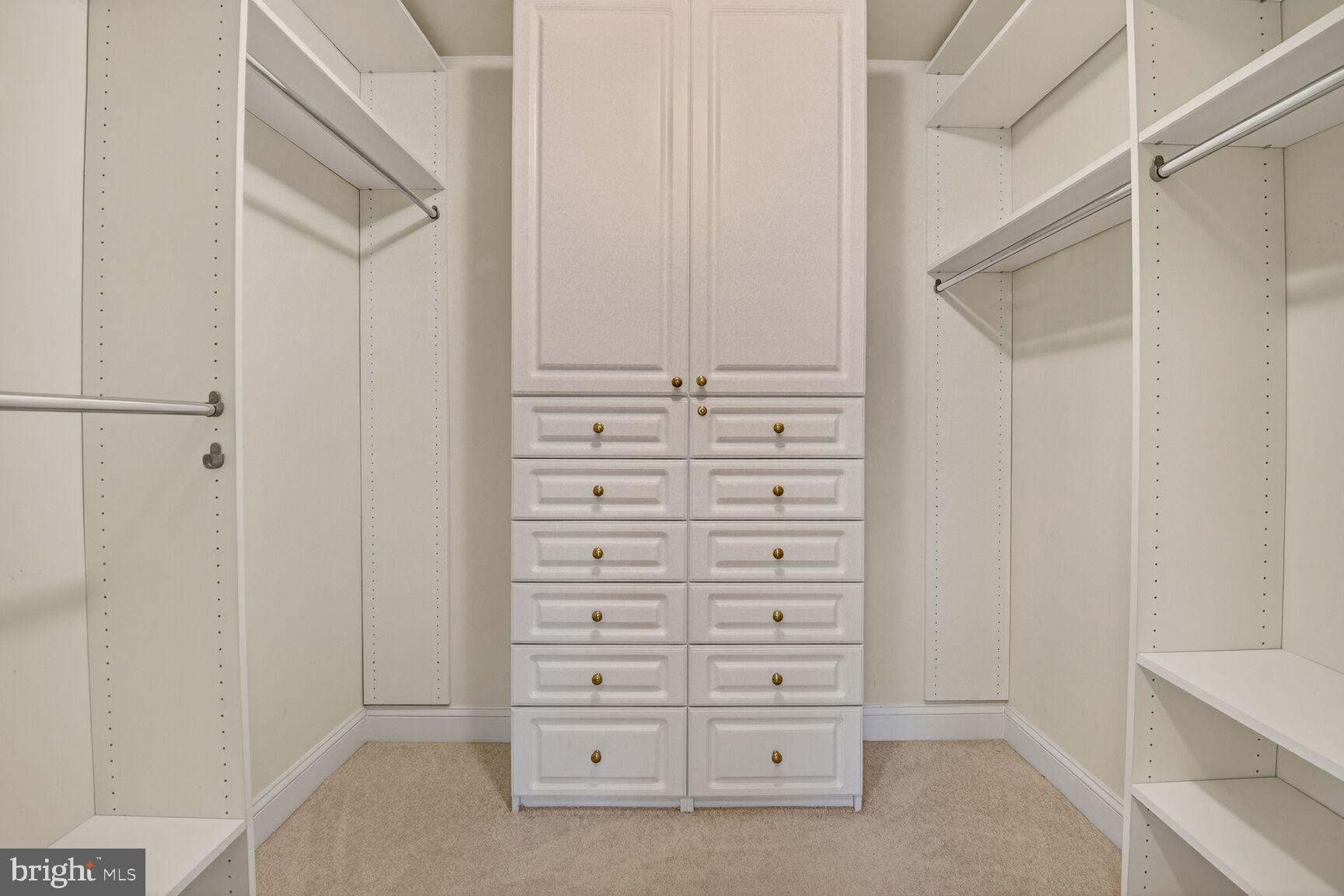 GRAYROB - Residential Lease