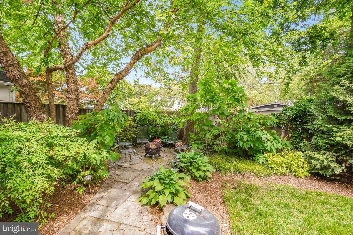 WEST ANNAPOLIS - Residential