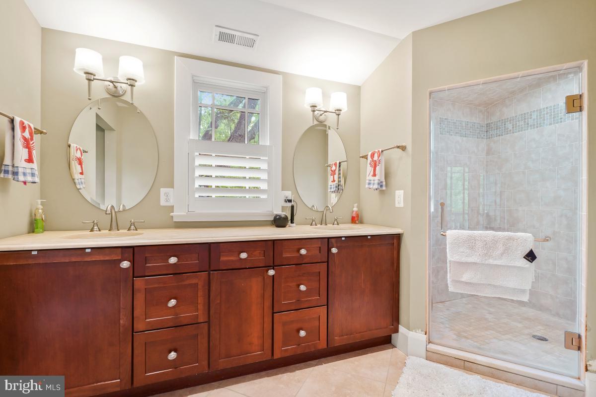 WEST ANNAPOLIS - Residential