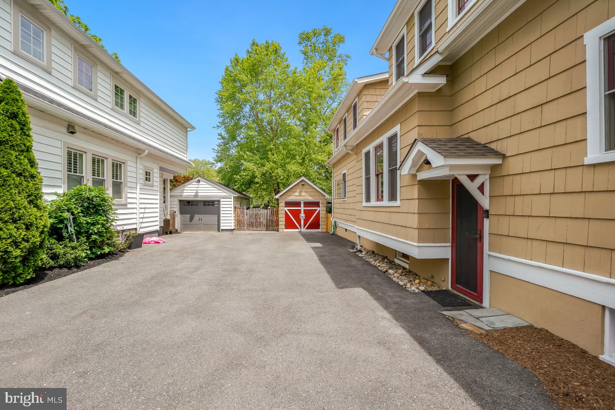 WEST ANNAPOLIS - Residential