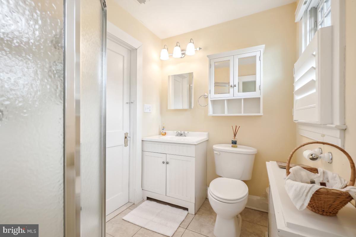 WEST ANNAPOLIS - Residential