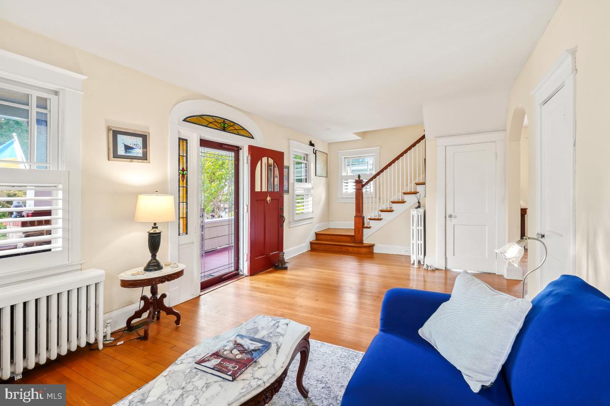 106 TOLSON STREET