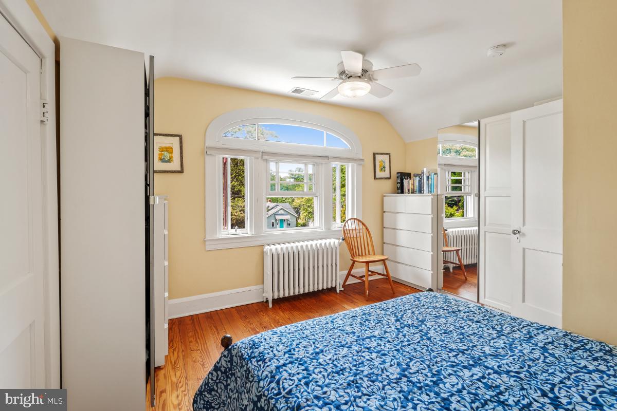 WEST ANNAPOLIS - Residential