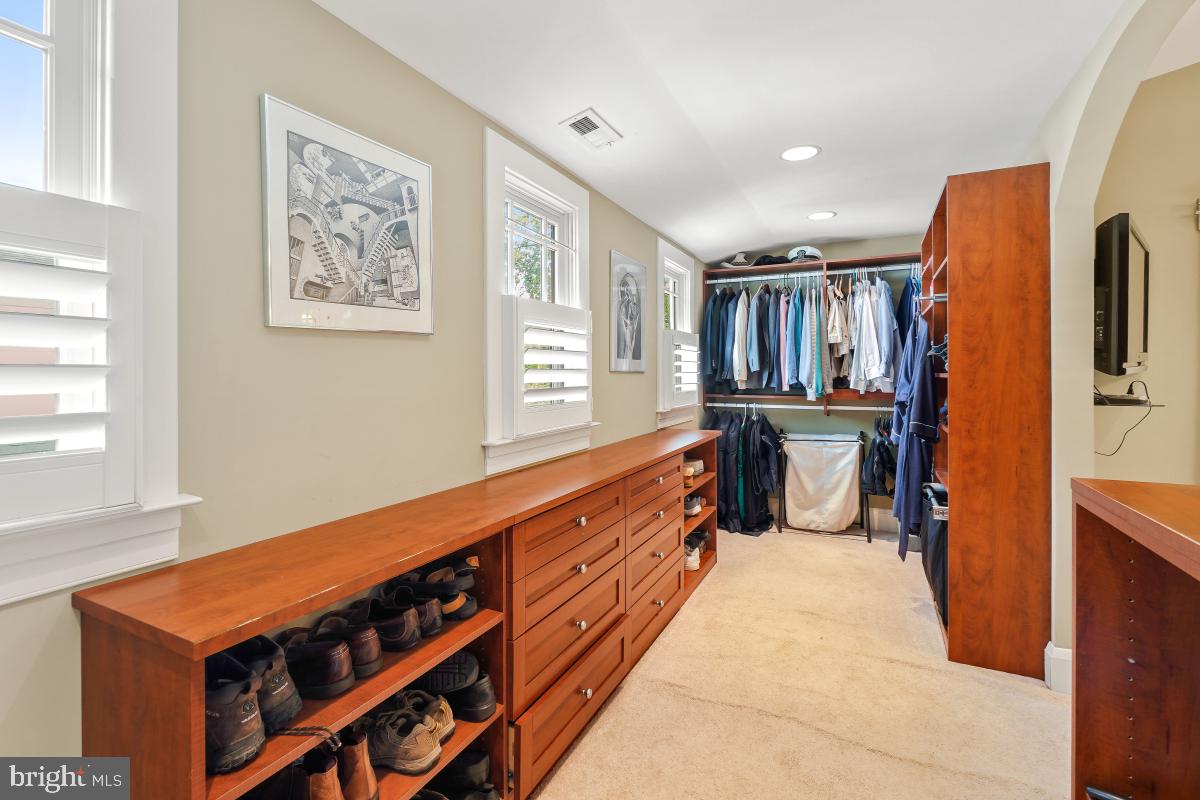 WEST ANNAPOLIS - Residential