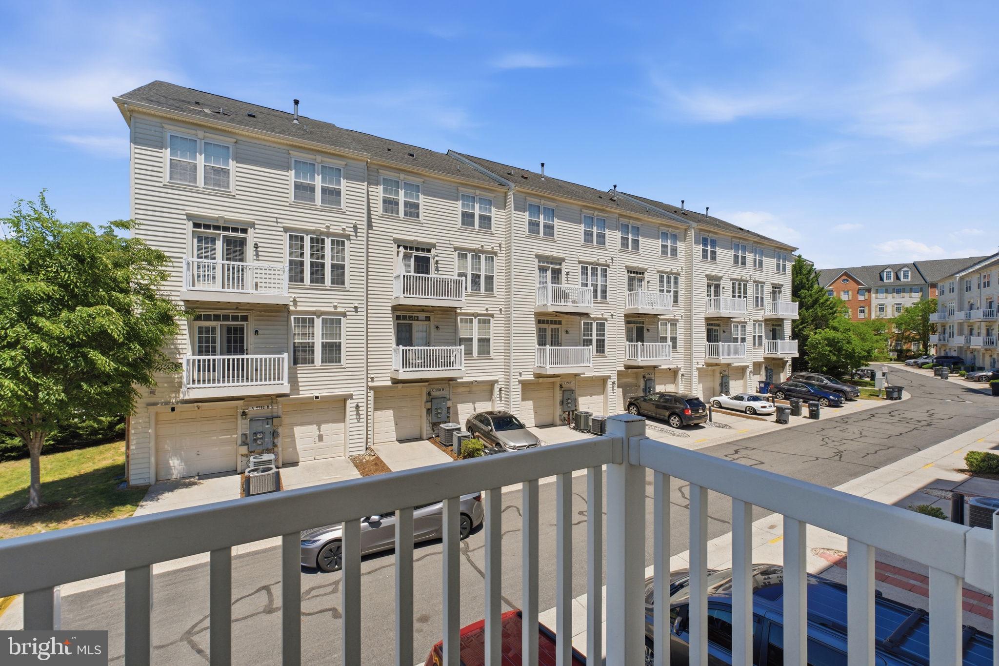 RESIDENCES AT SULLIVAN - Residential