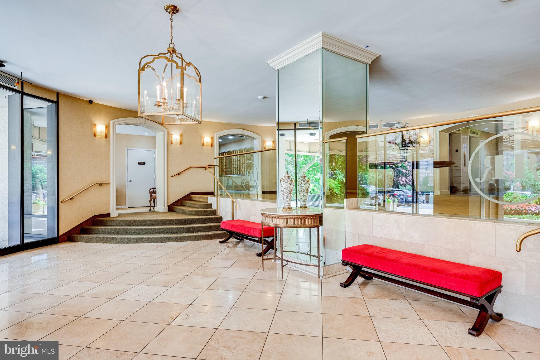 ROTONDA - Residential