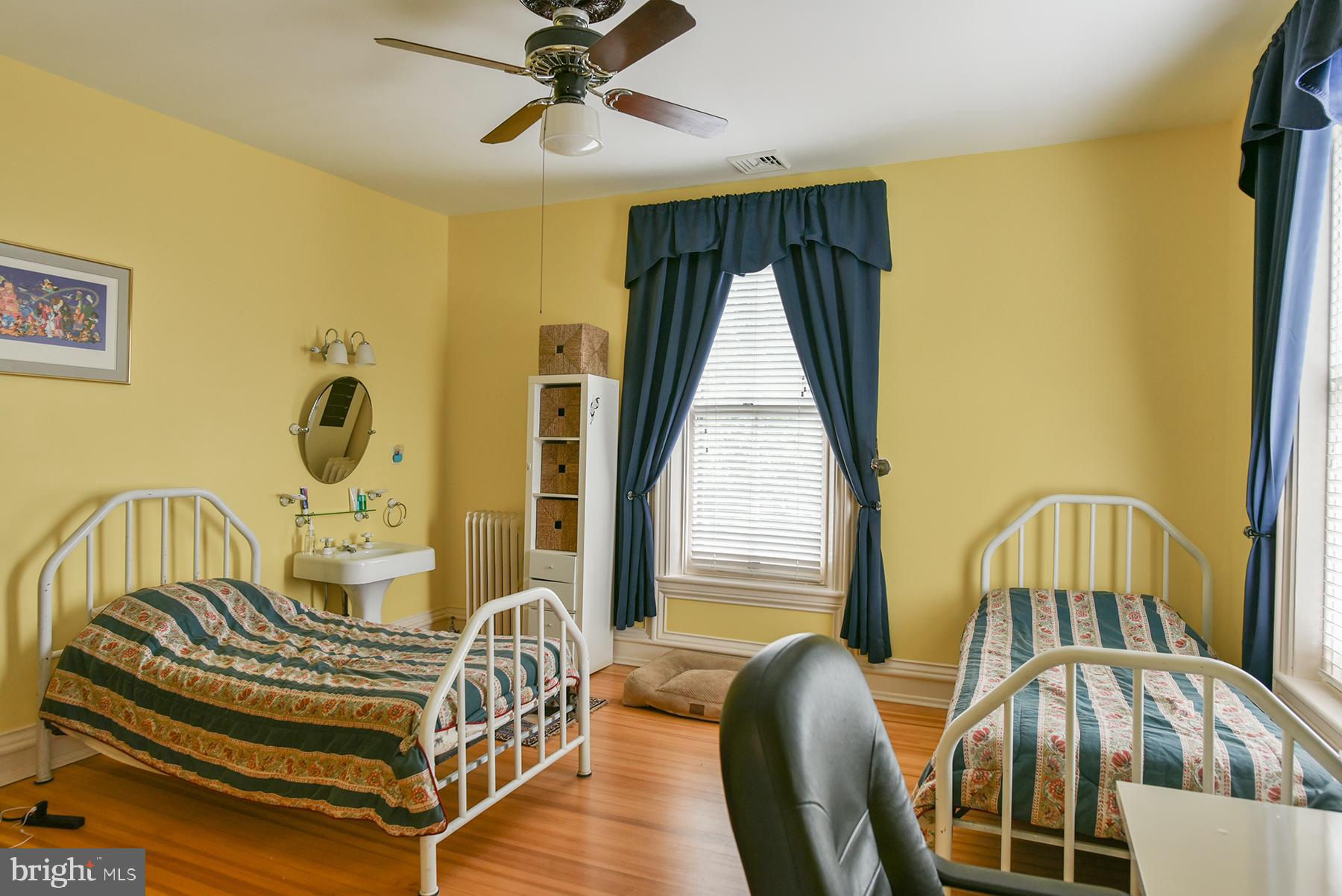 CHAMBERSBURG - Residential