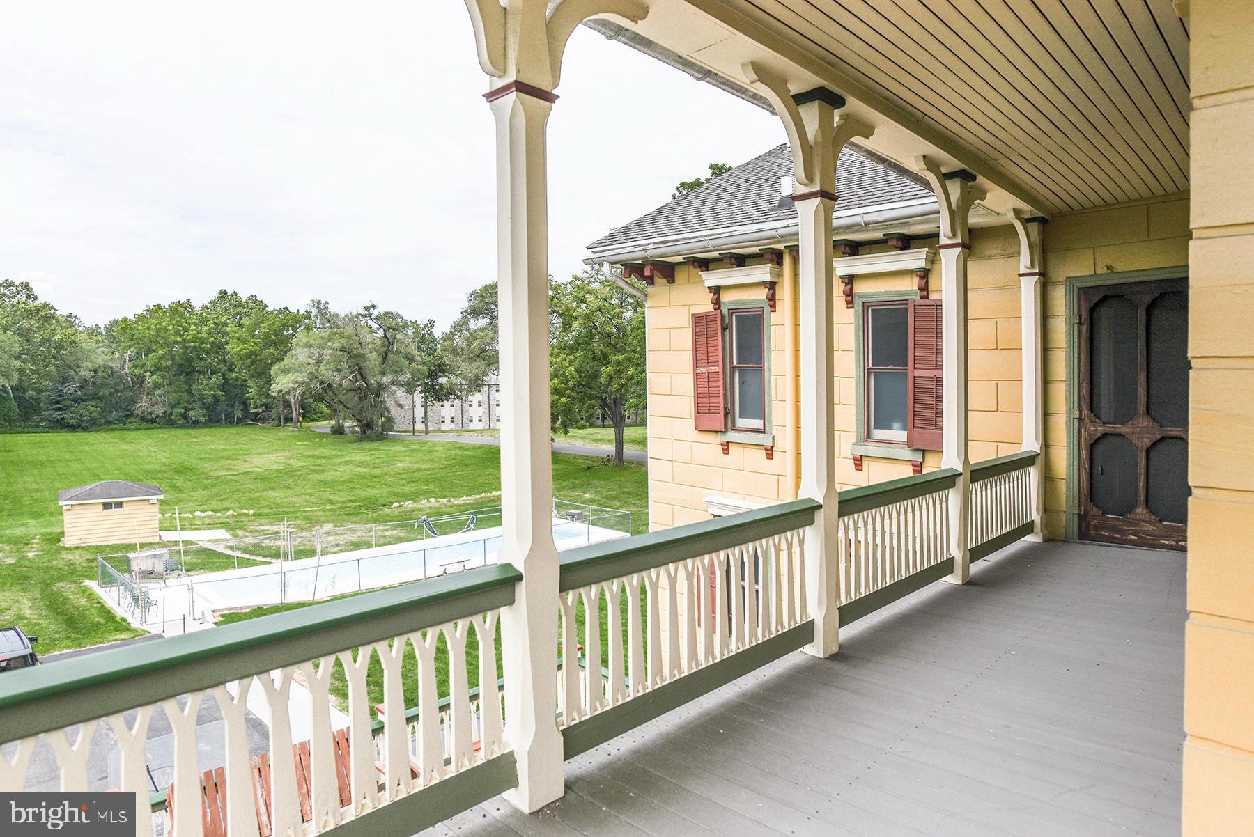 CHAMBERSBURG - Residential