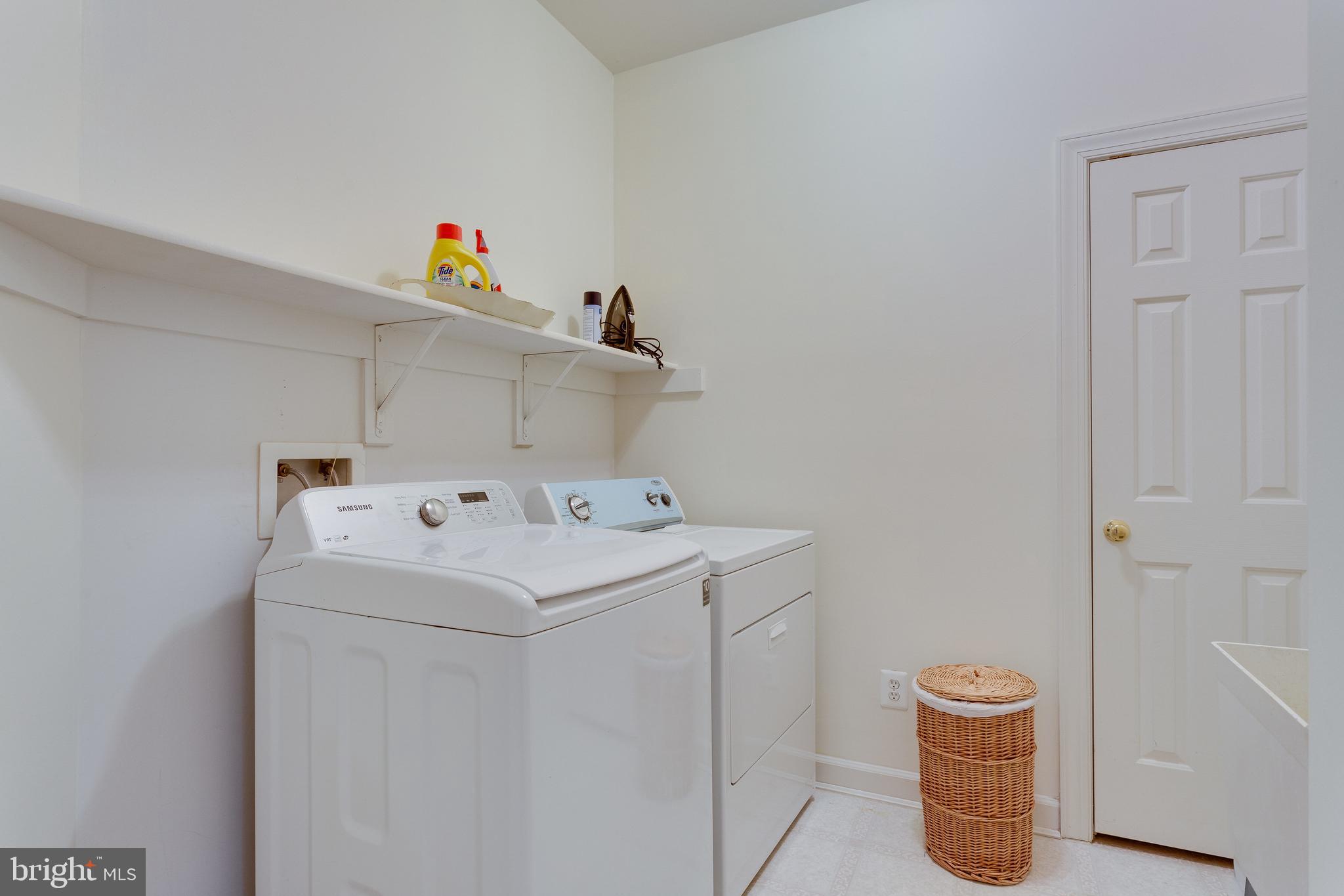 JAMES CREEK - Residential