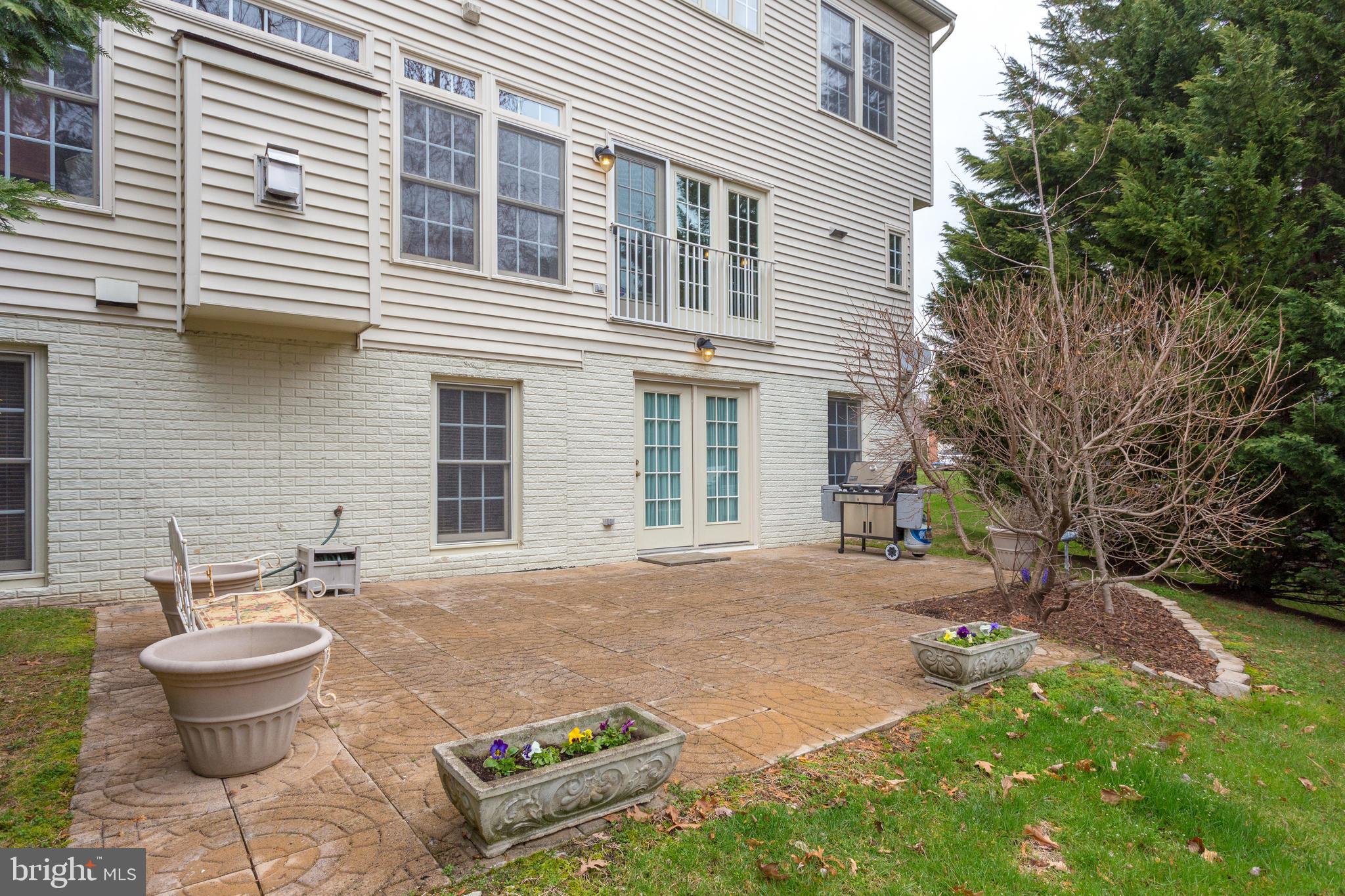 JAMES CREEK - Residential