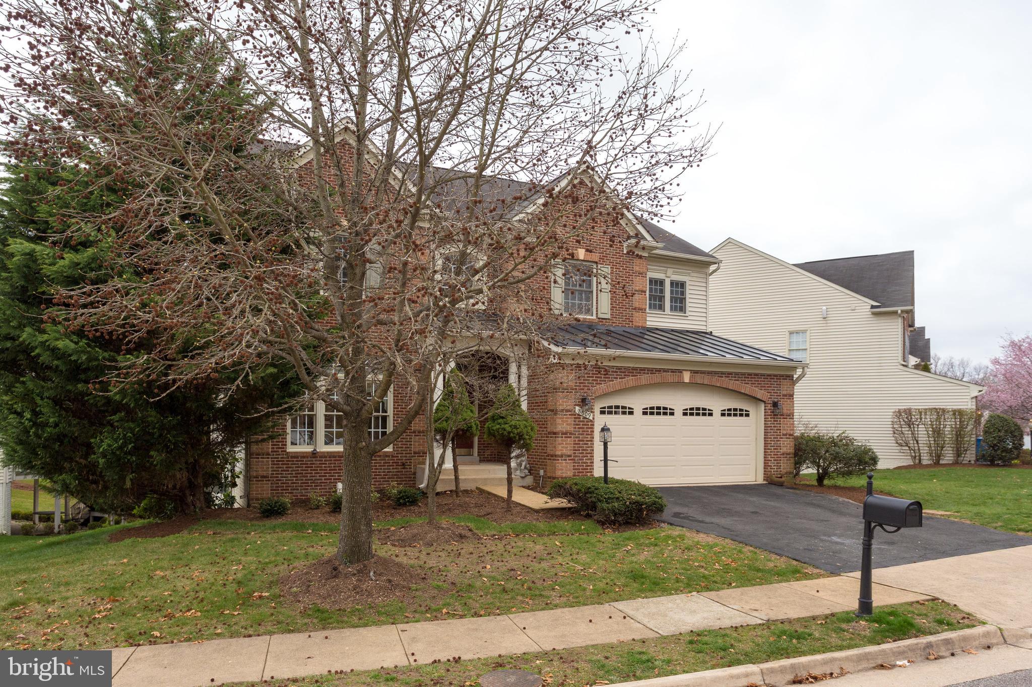 JAMES CREEK - Residential