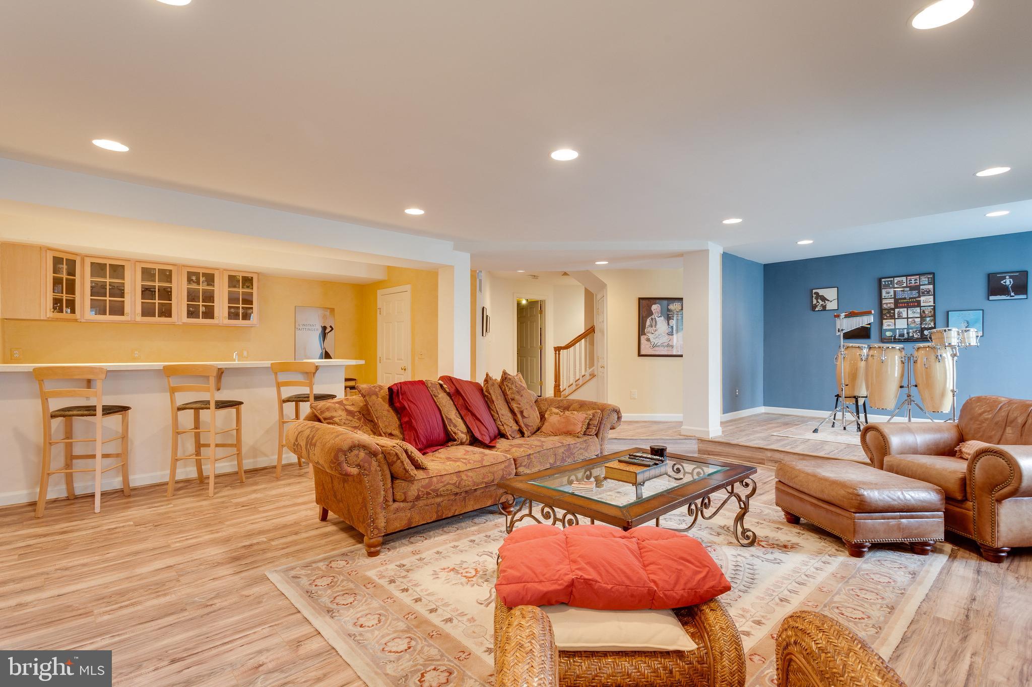 JAMES CREEK - Residential