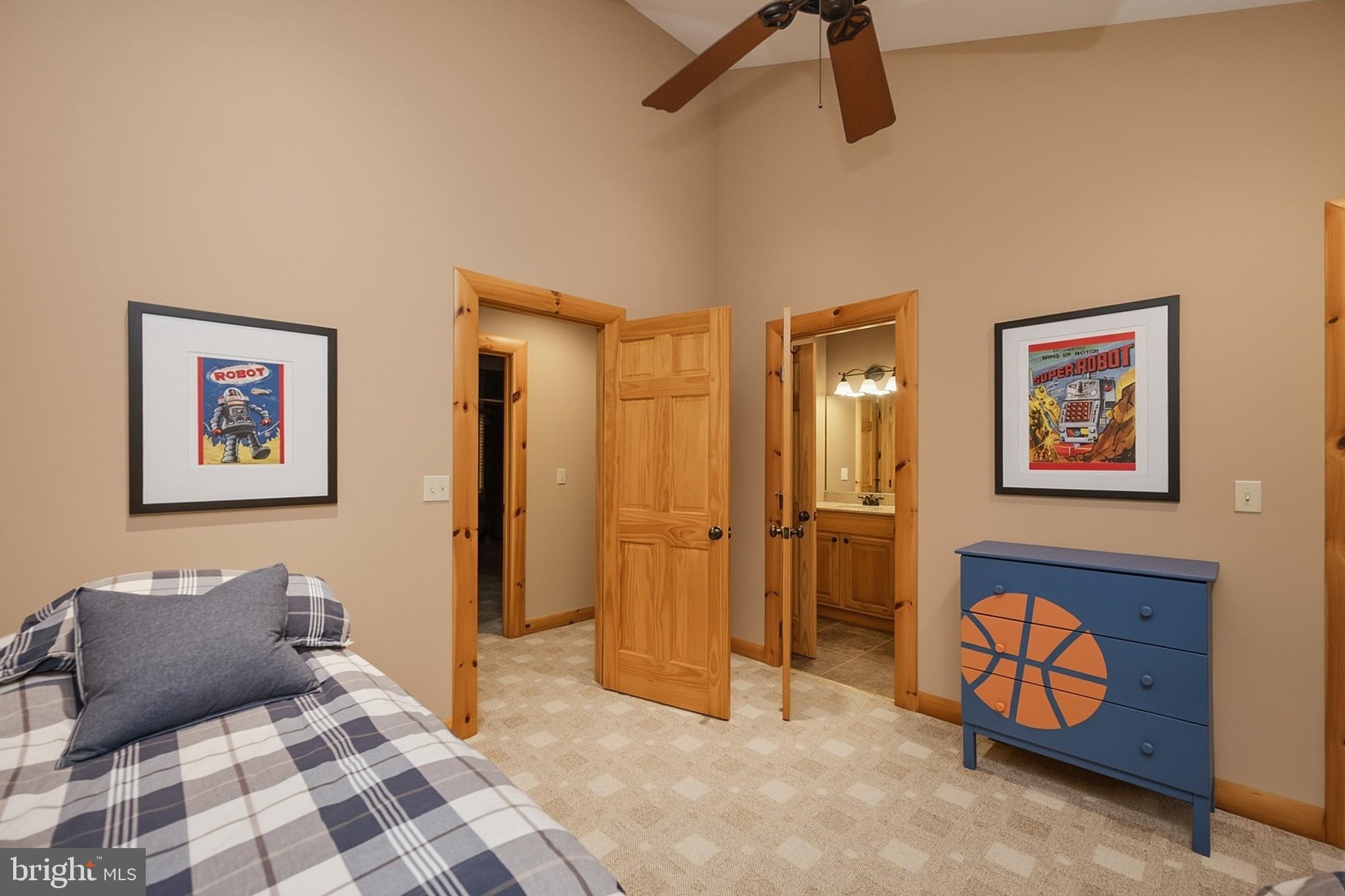 SANDY SHORES HEIGHTS - Residential