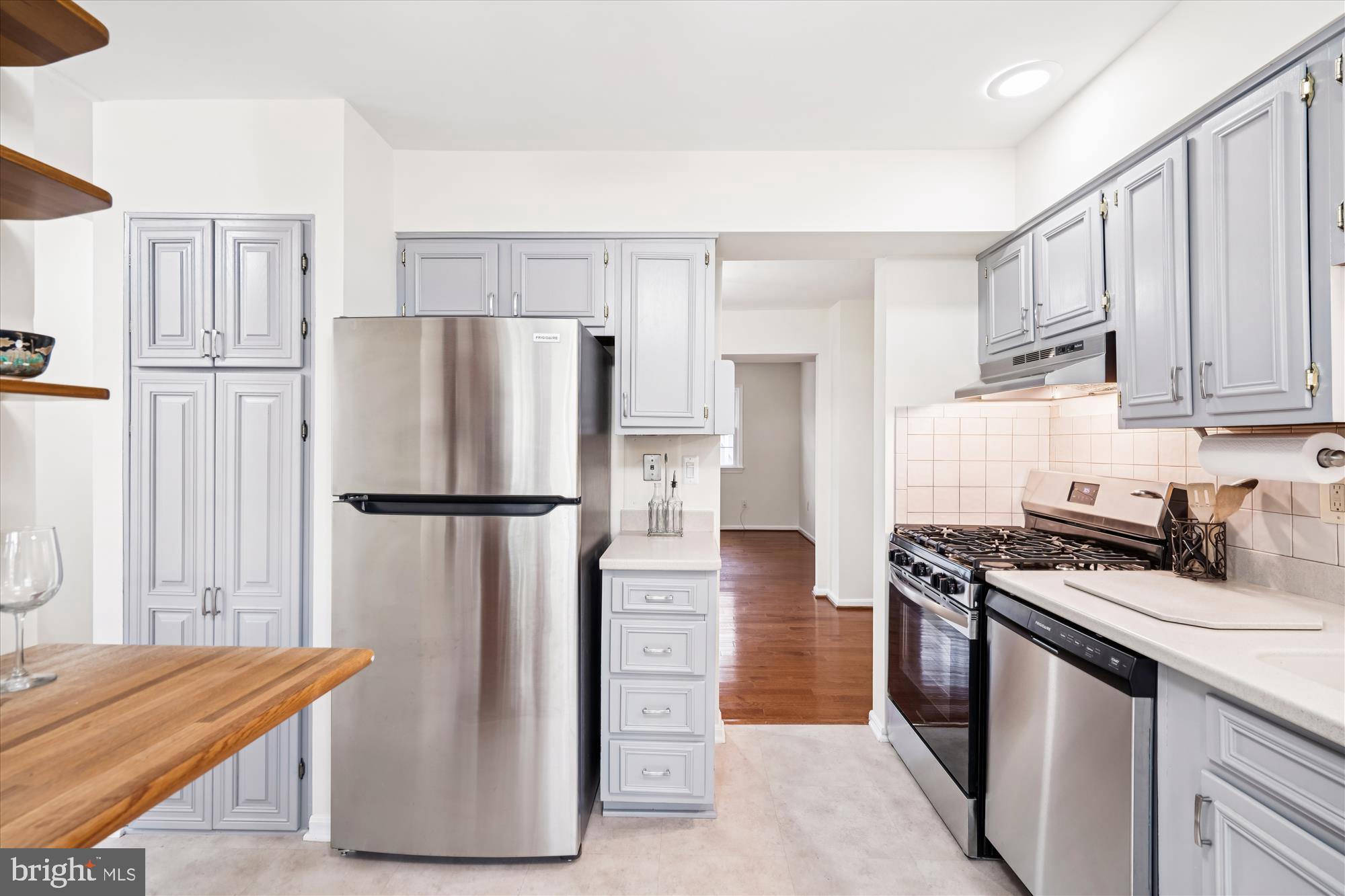 OAKLAND MILLS - Residential