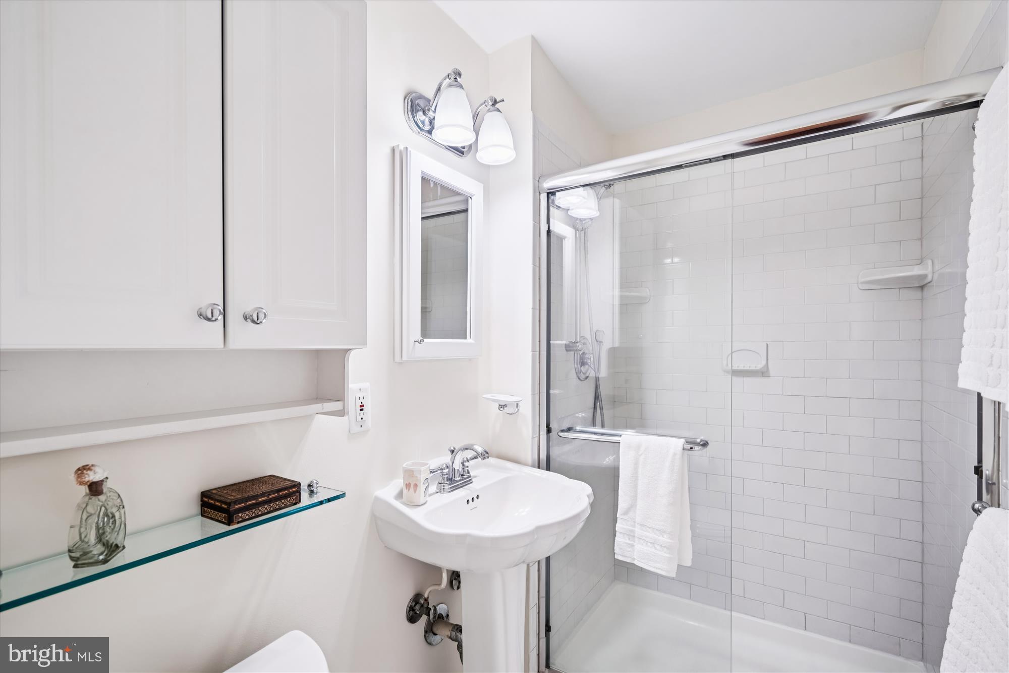 OAKLAND MILLS - Residential