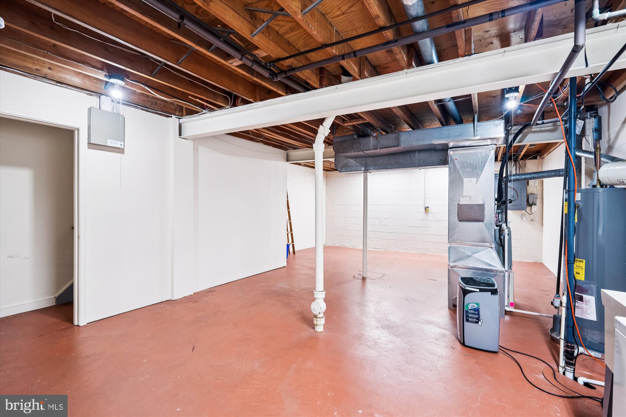 OAKLAND MILLS - Residential