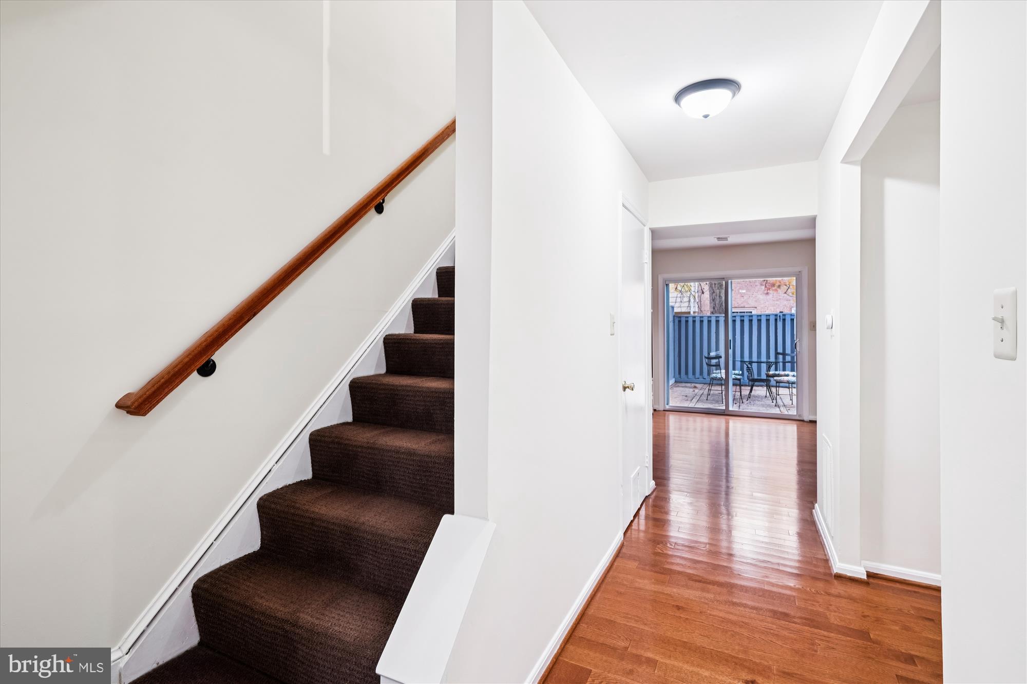 OAKLAND MILLS - Residential