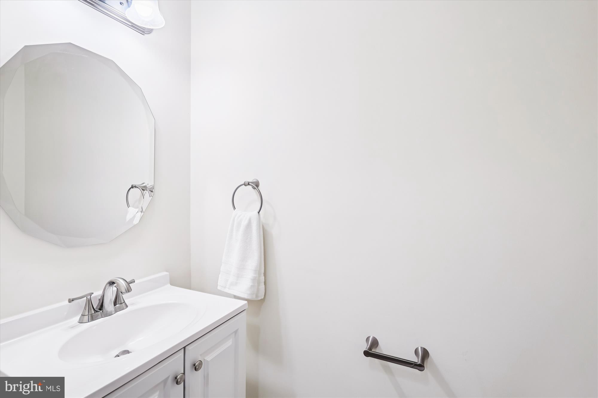 OAKLAND MILLS - Residential