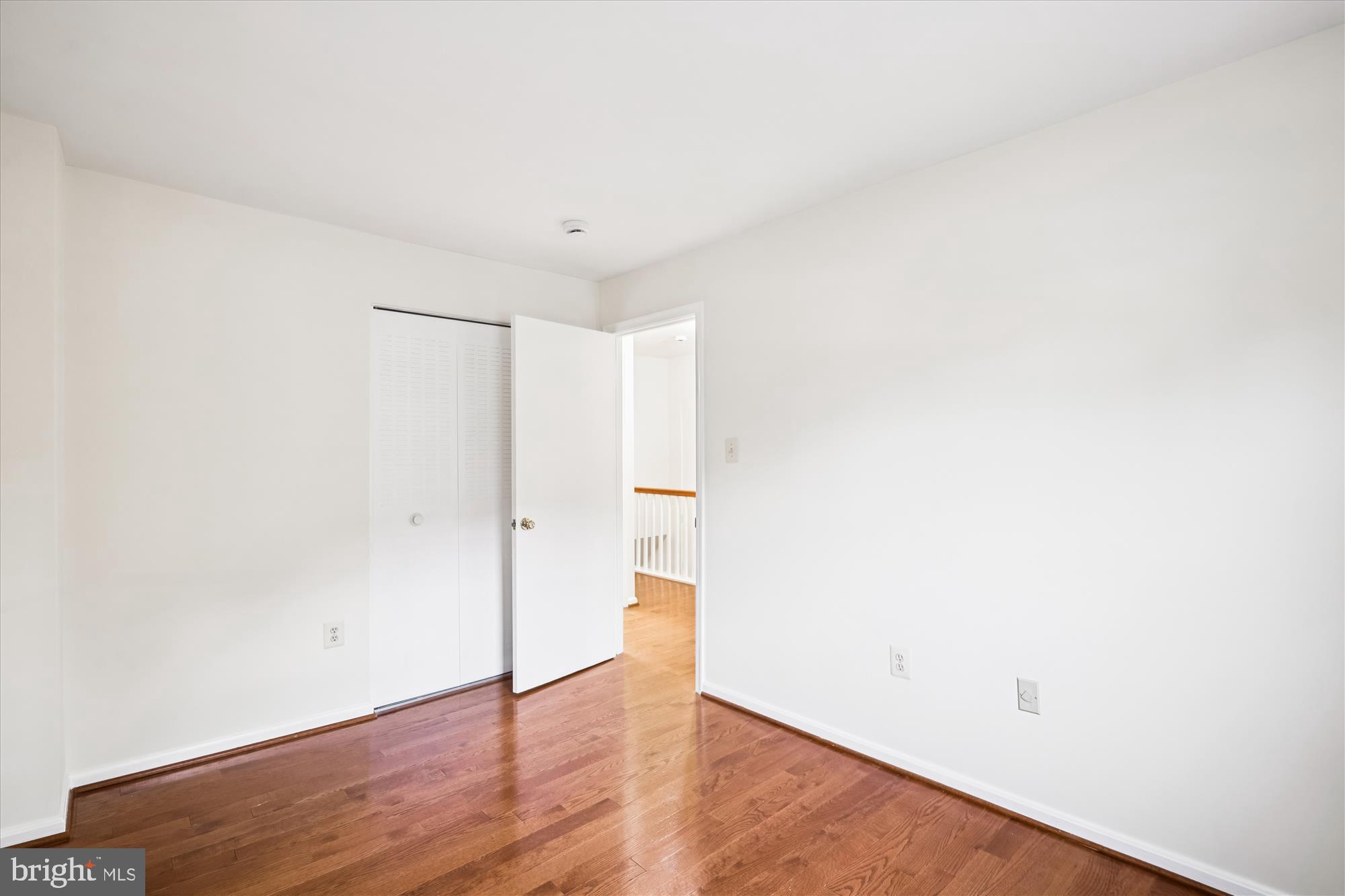 OAKLAND MILLS - Residential