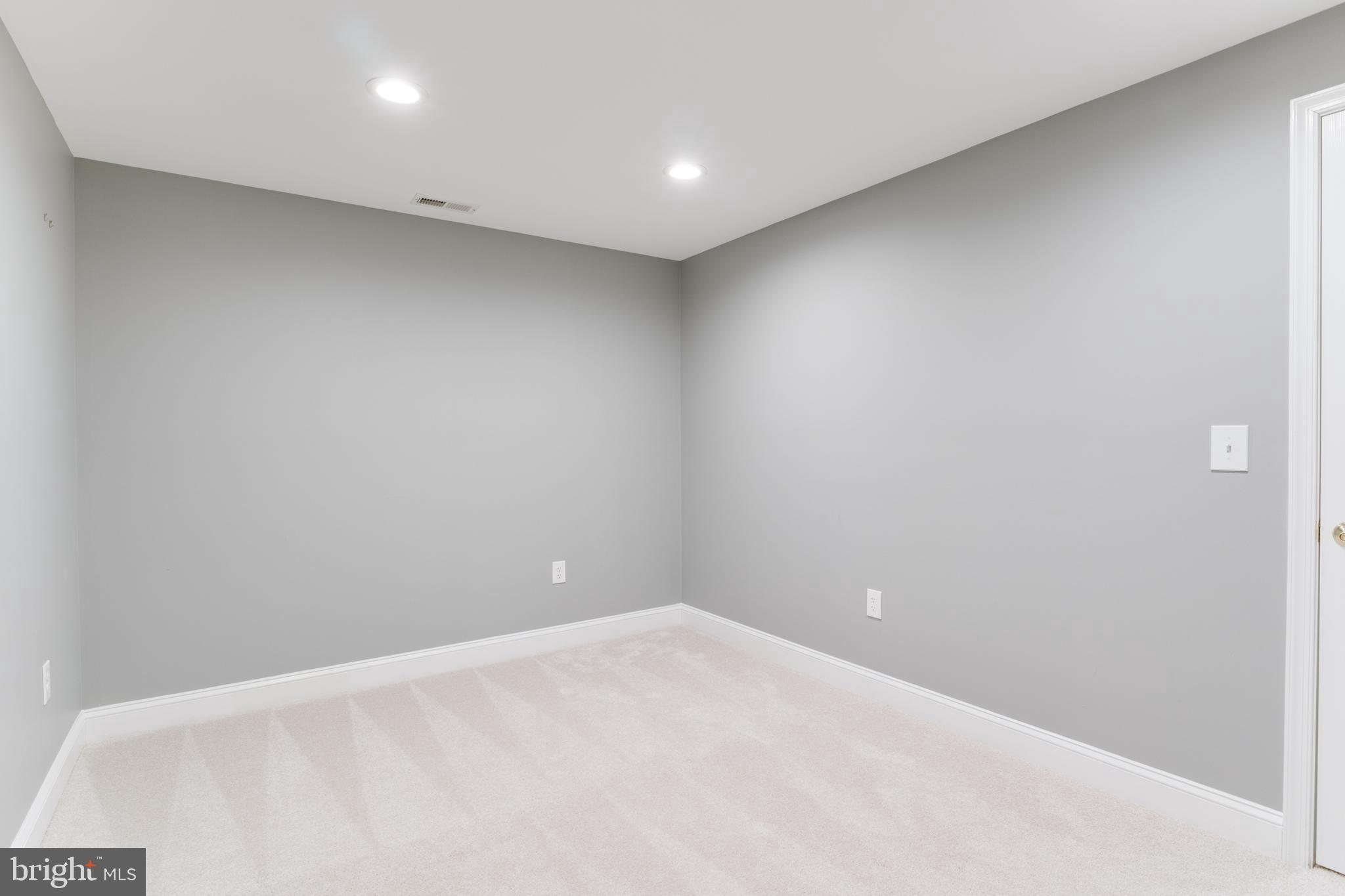 BRINKLEY MANOR - Residential