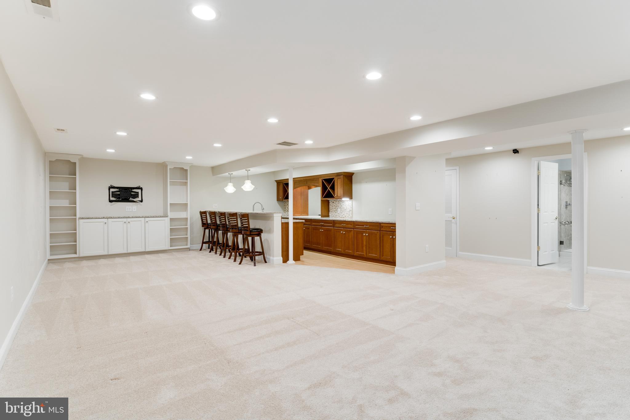 BRINKLEY MANOR - Residential