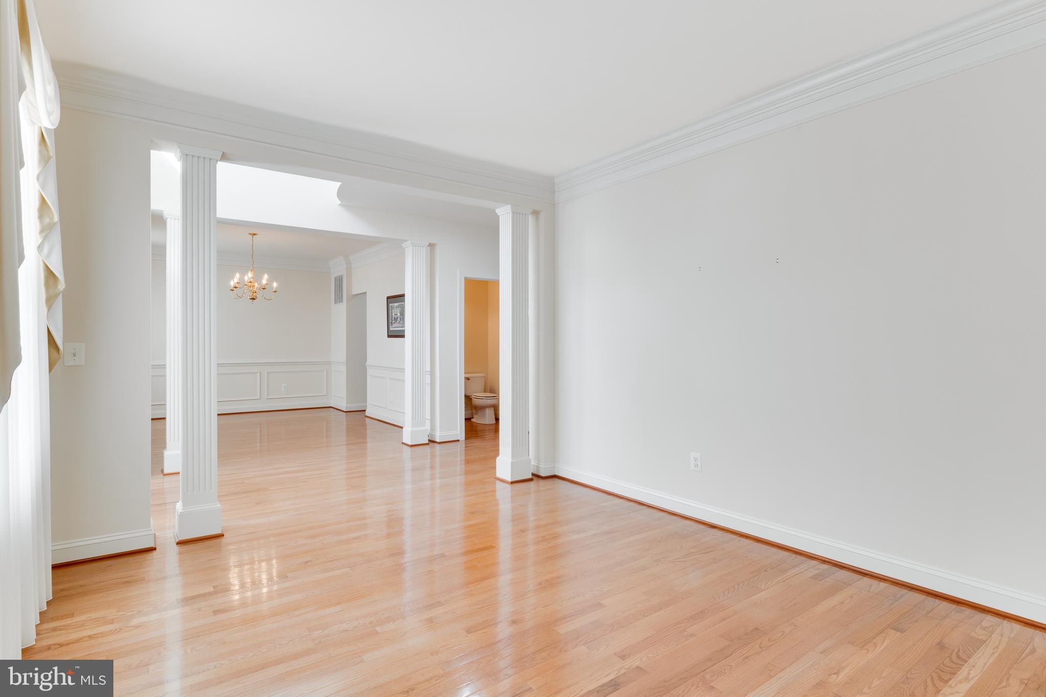 BRINKLEY MANOR - Residential