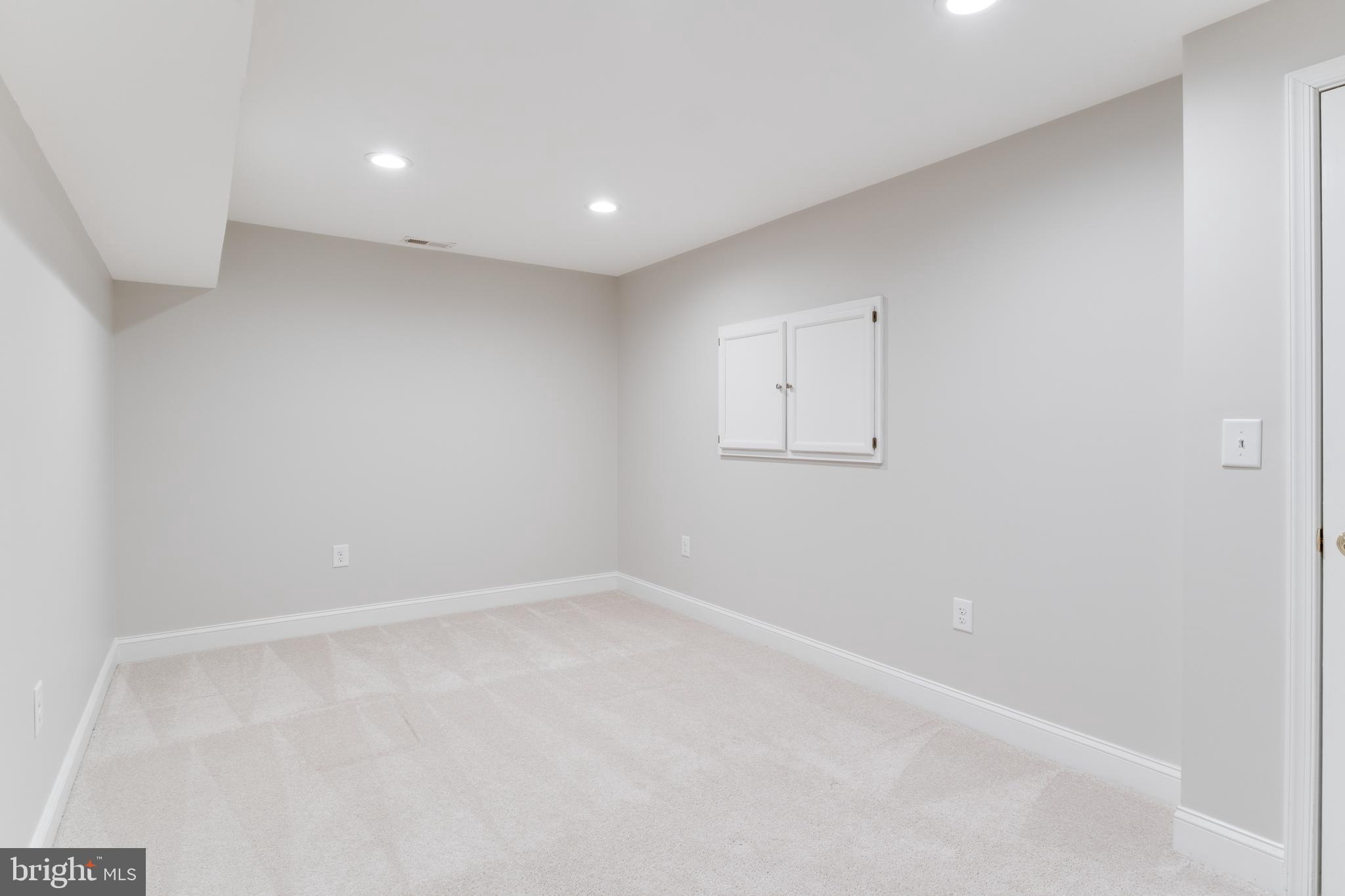 BRINKLEY MANOR - Residential