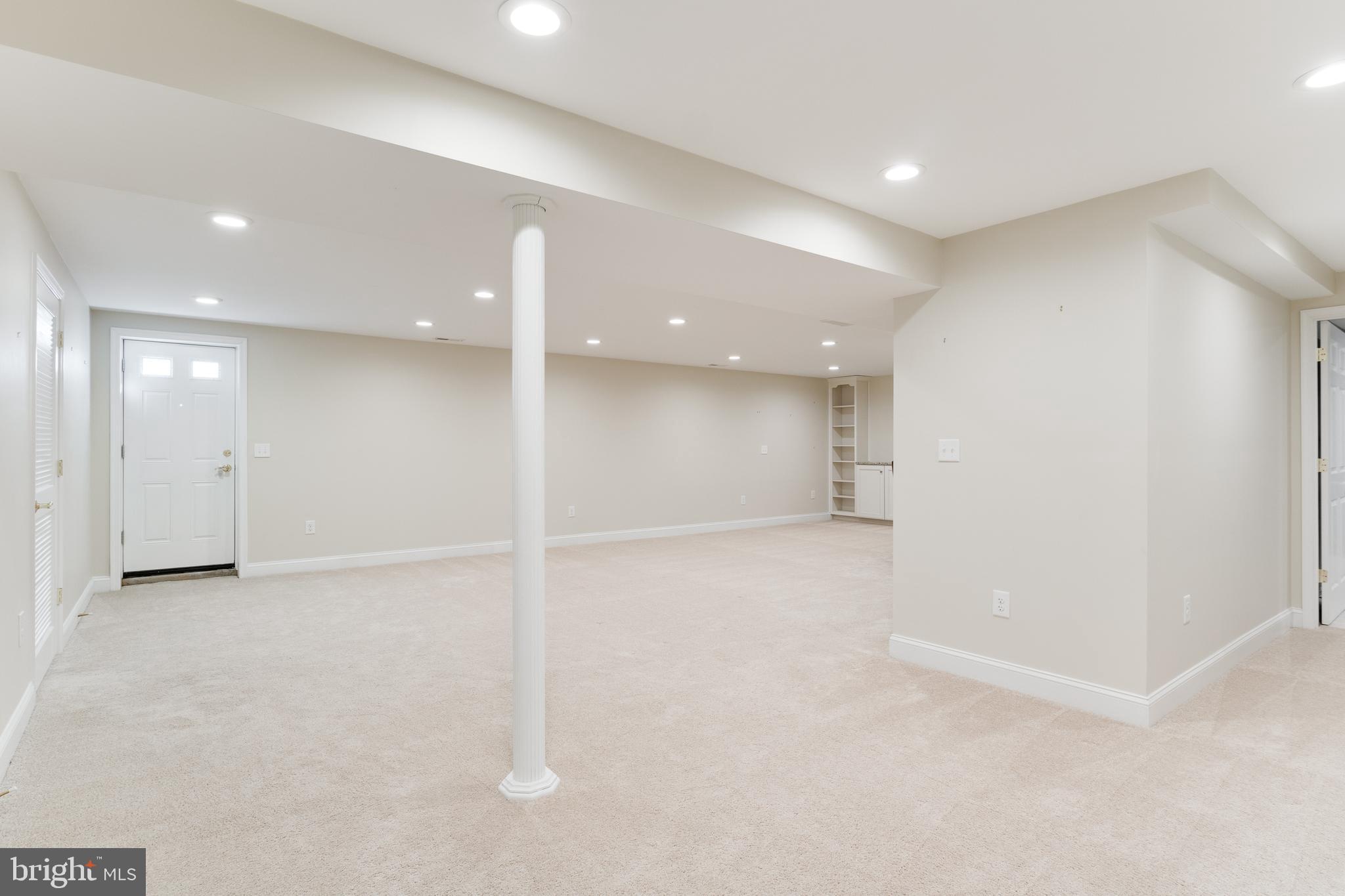 BRINKLEY MANOR - Residential