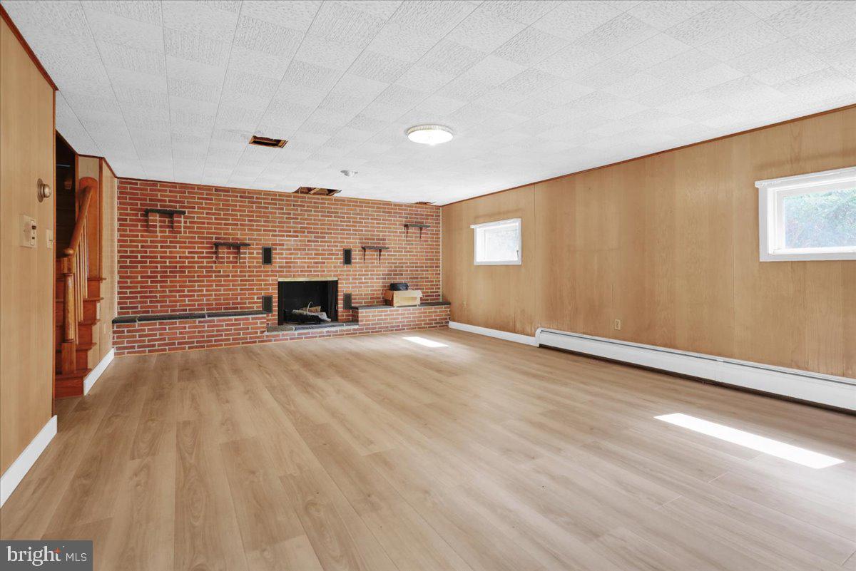 105 CLAYTON