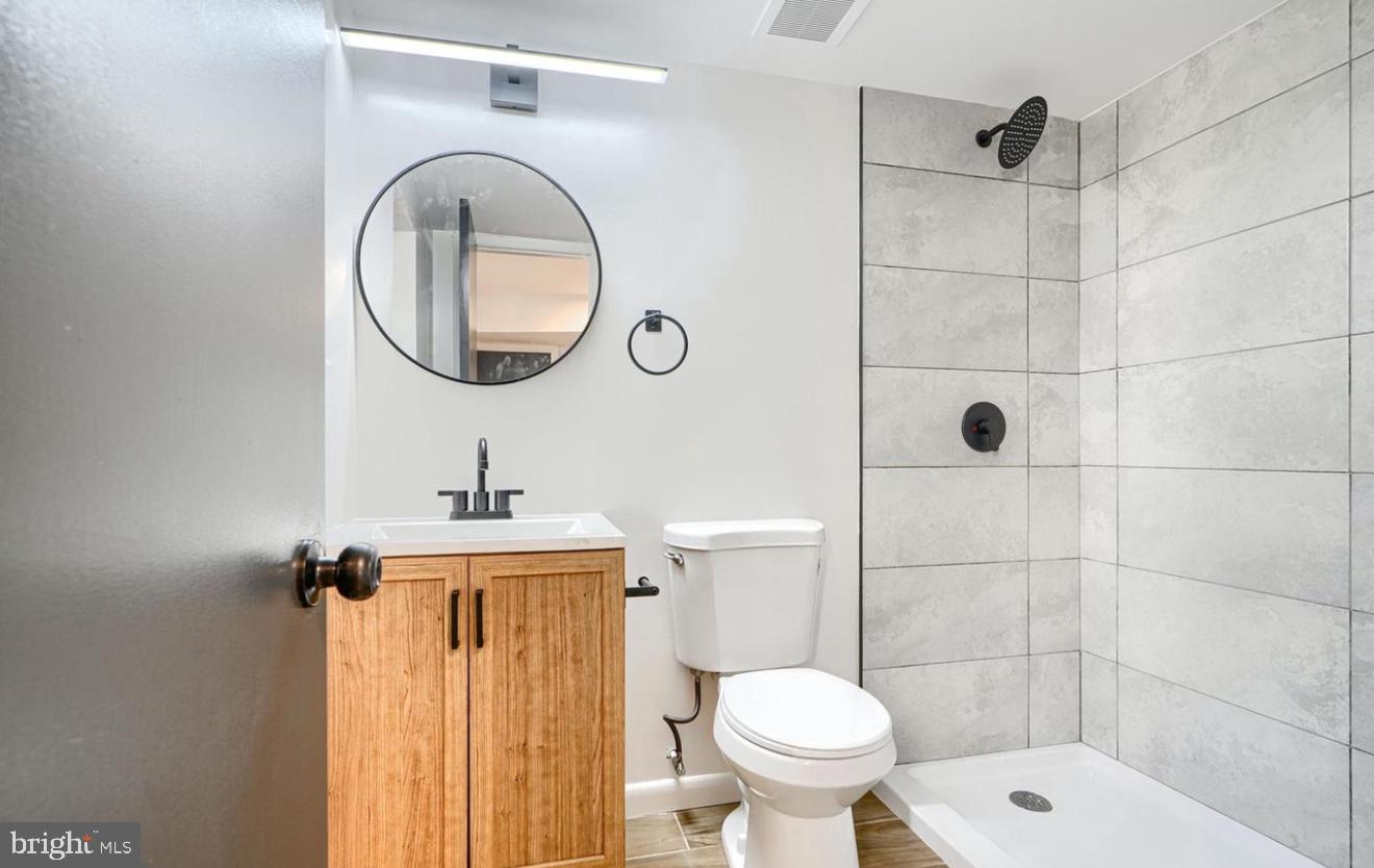 PIKESVILLE - Residential Lease