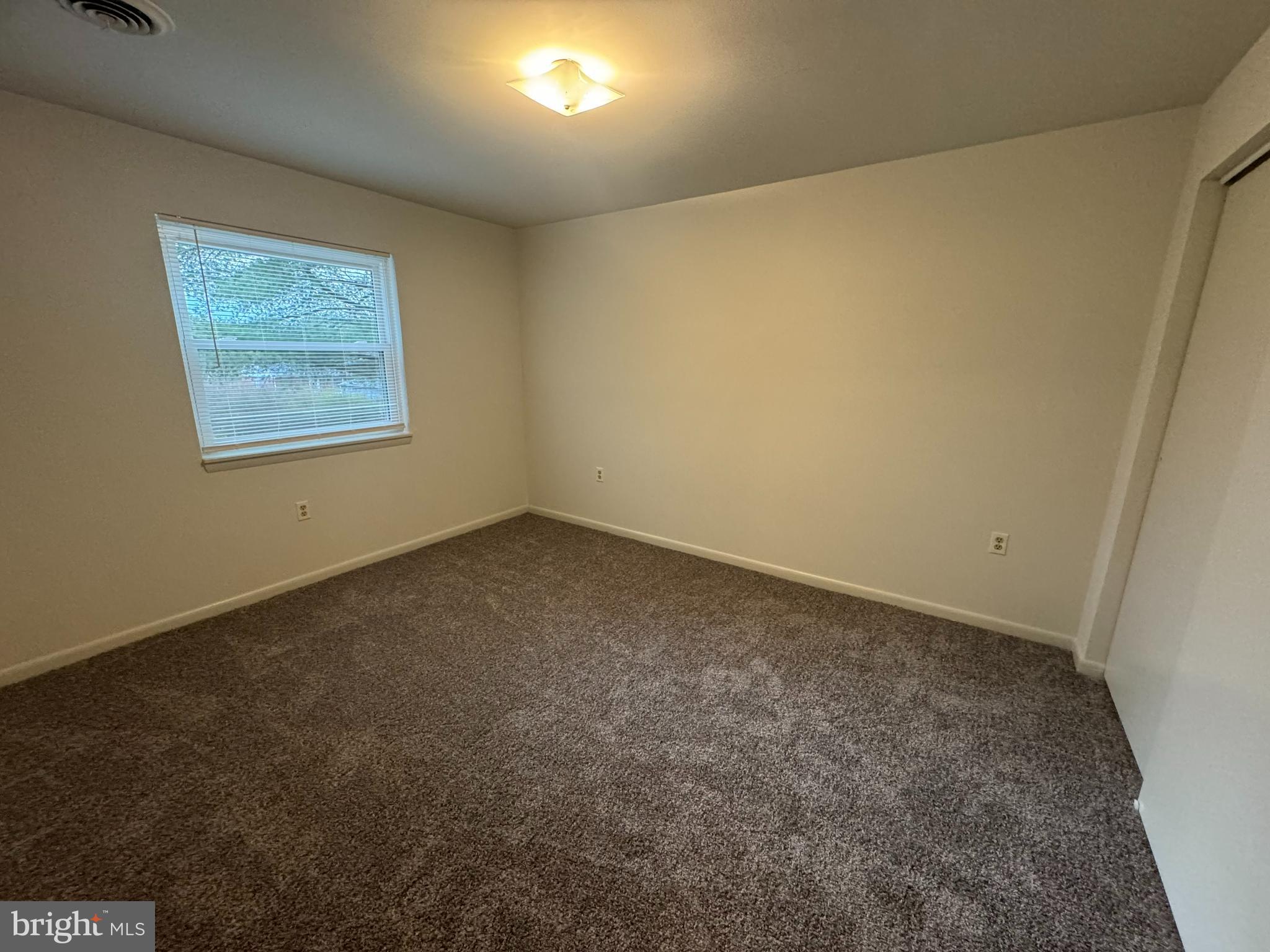 BRIERCREST HEIGHTS - Residential Lease