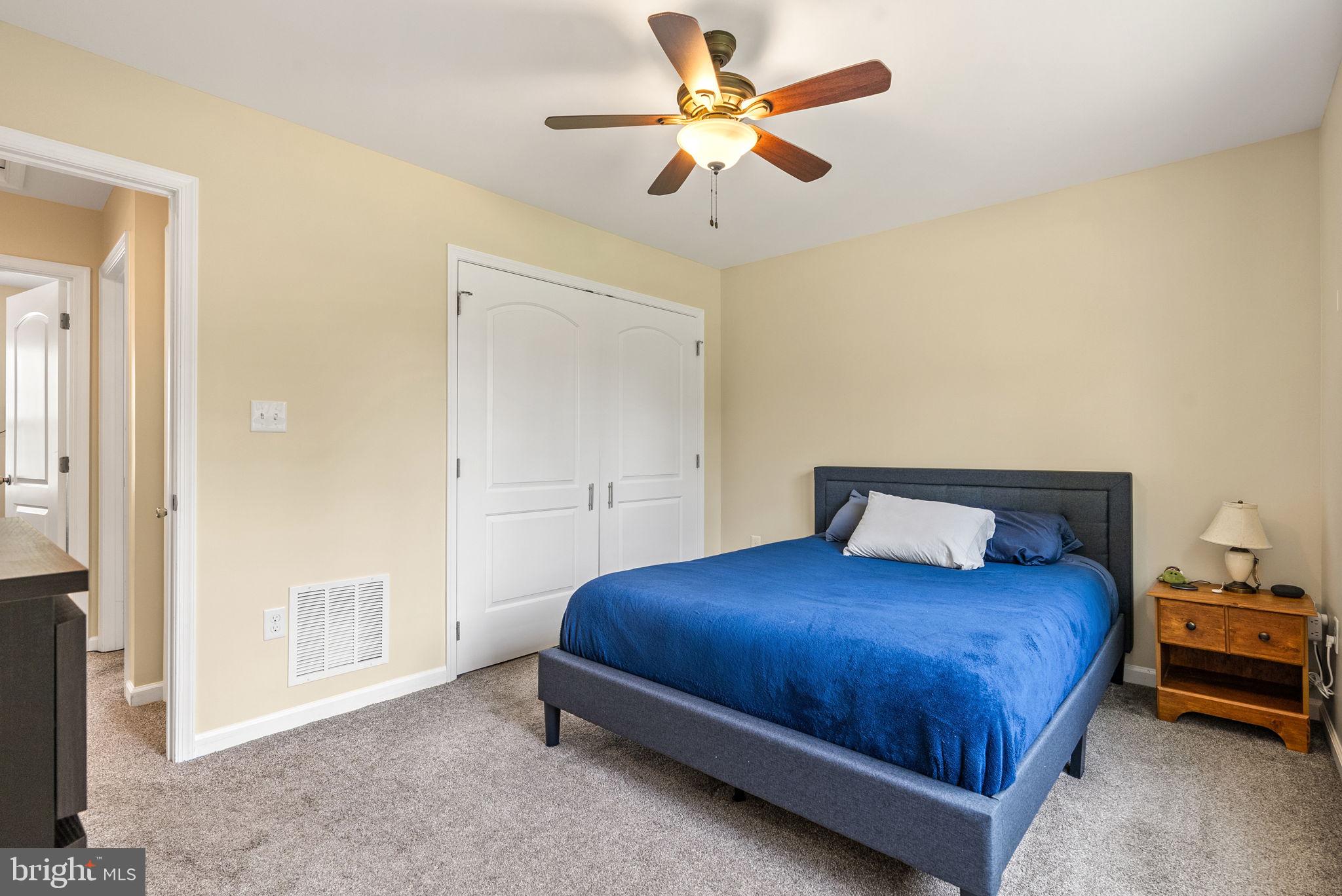 MOUNTAIN VIEW ESTATES - Residential