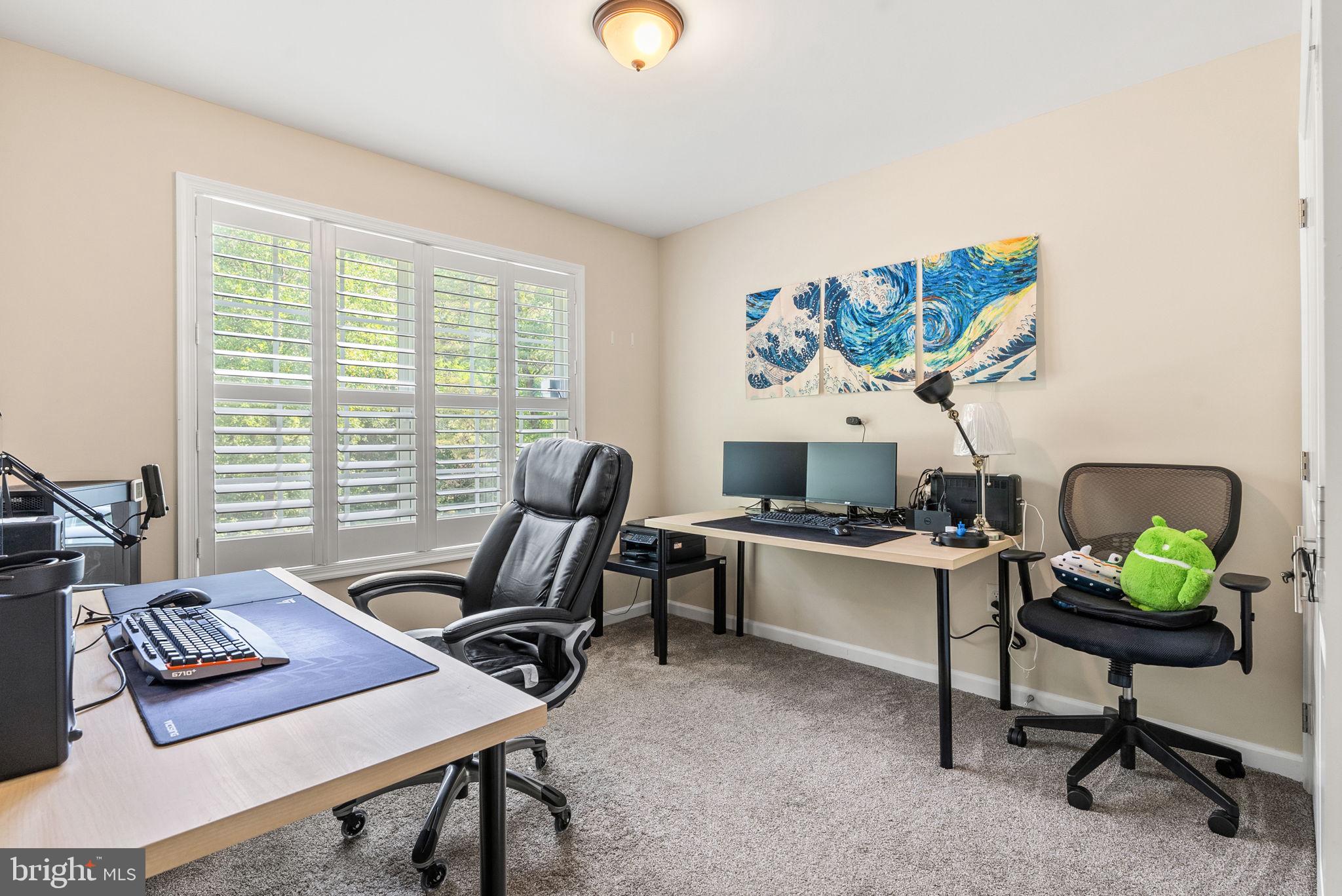 MOUNTAIN VIEW ESTATES - Residential