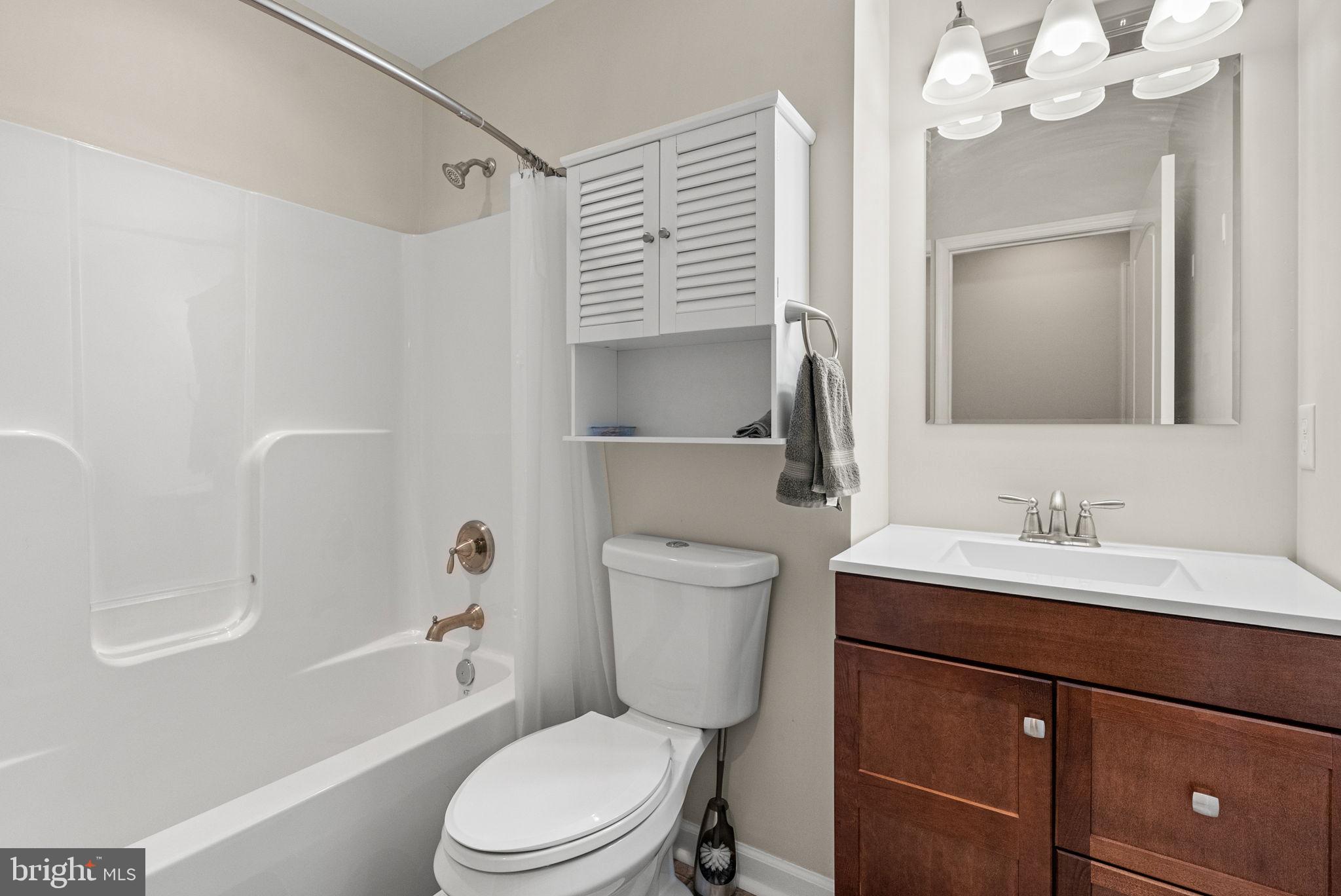 MOUNTAIN VIEW ESTATES - Residential