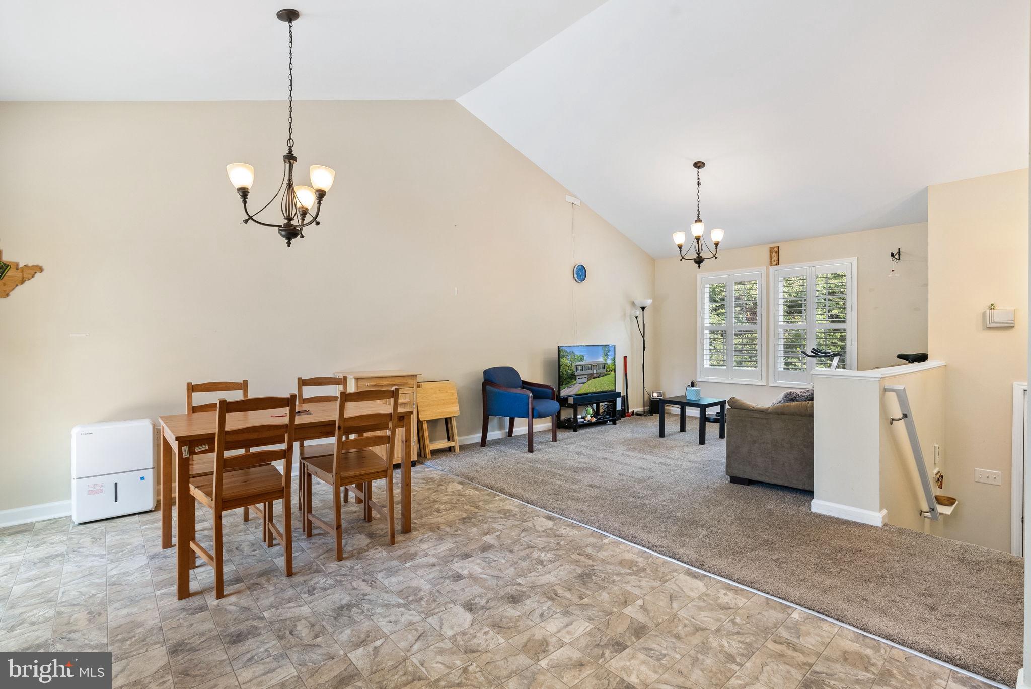 MOUNTAIN VIEW ESTATES - Residential