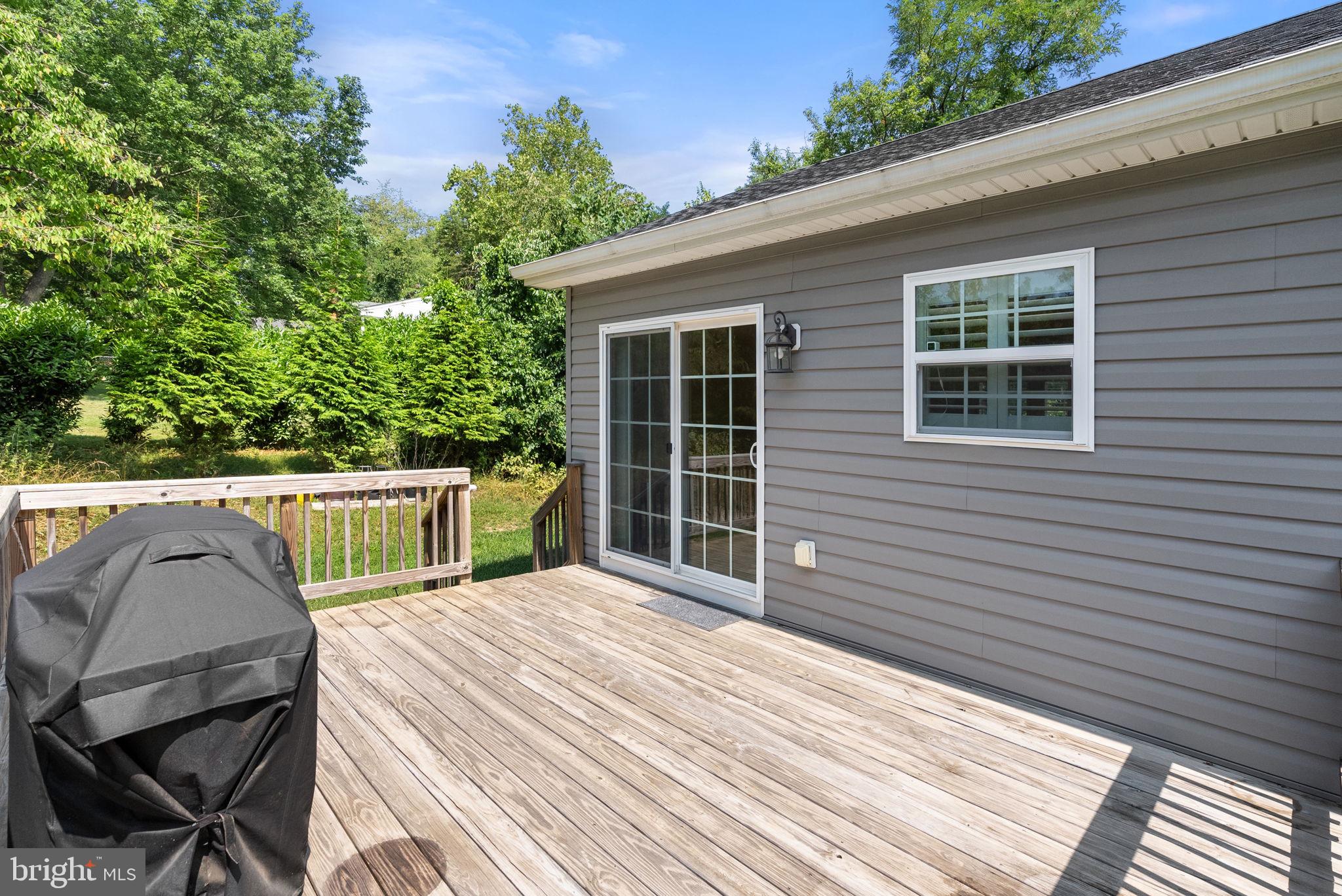 MOUNTAIN VIEW ESTATES - Residential