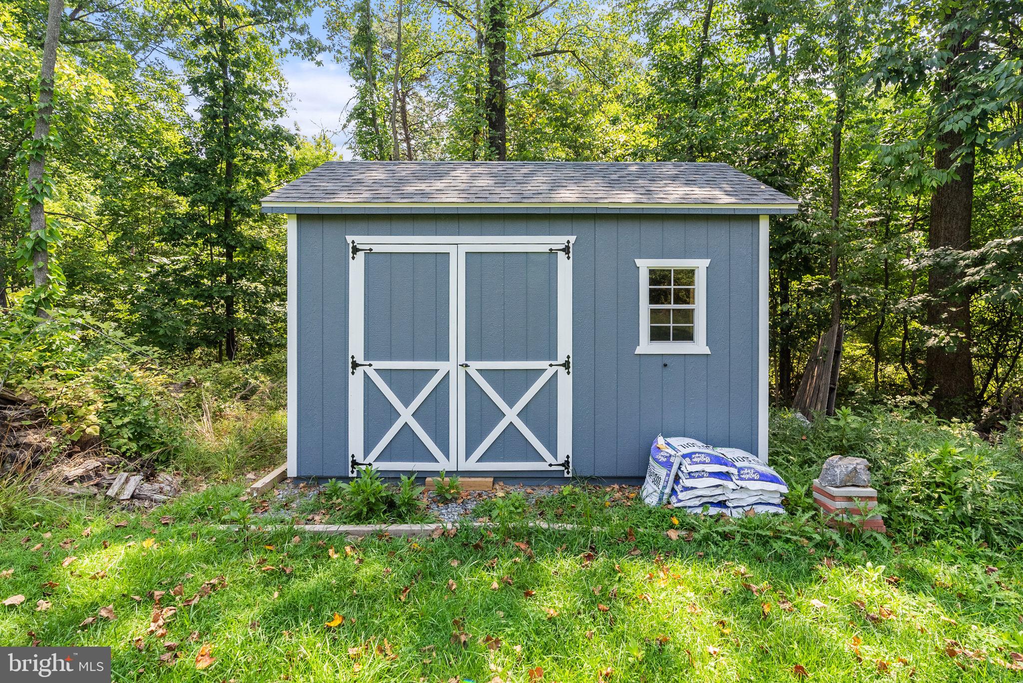 MOUNTAIN VIEW ESTATES - Residential