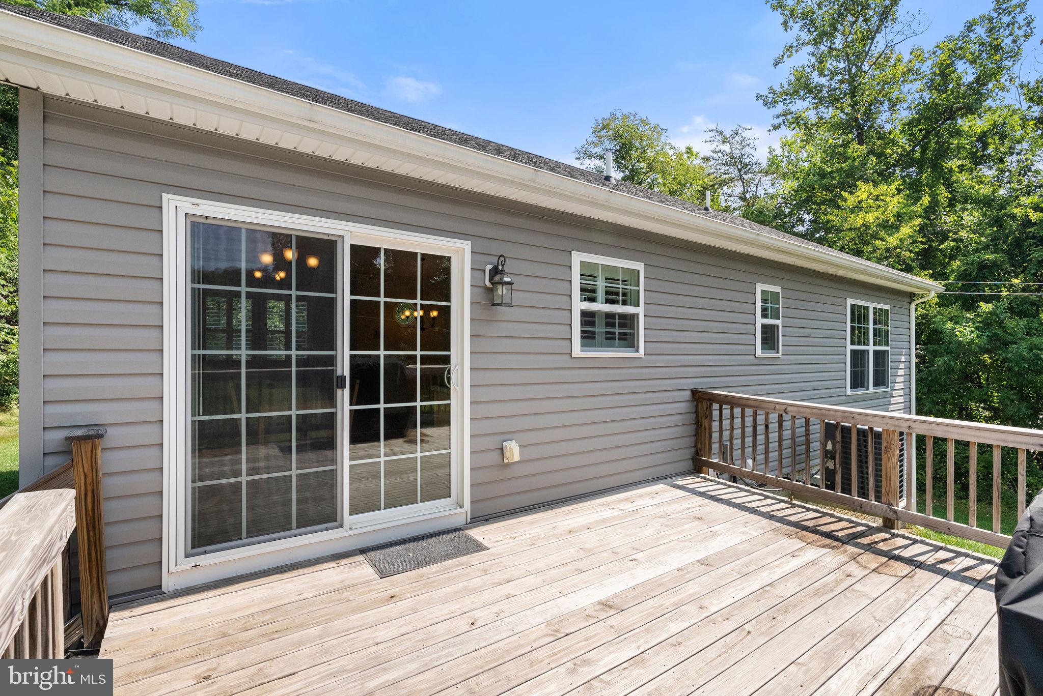 MOUNTAIN VIEW ESTATES - Residential