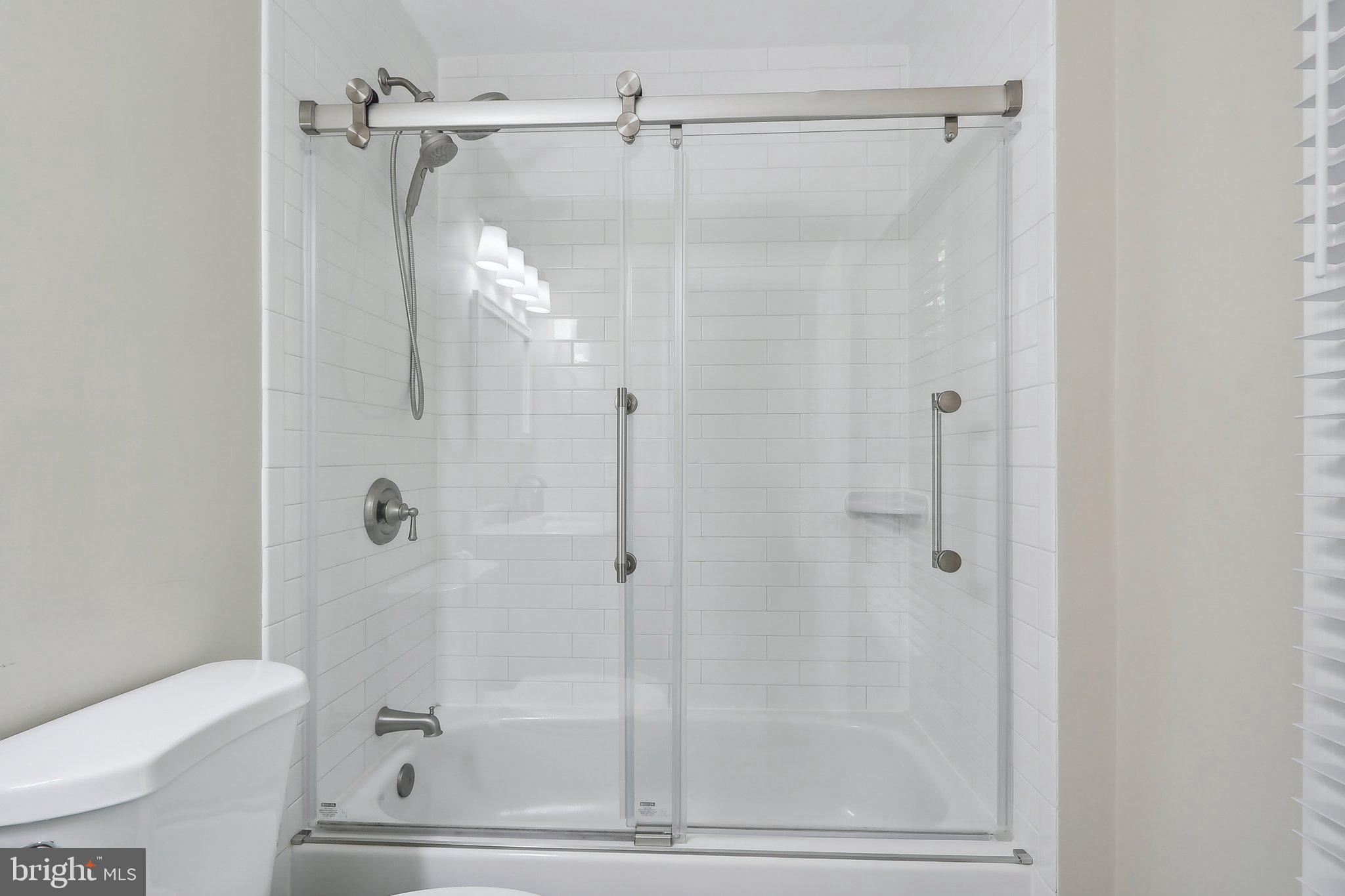 AVENEL - Residential