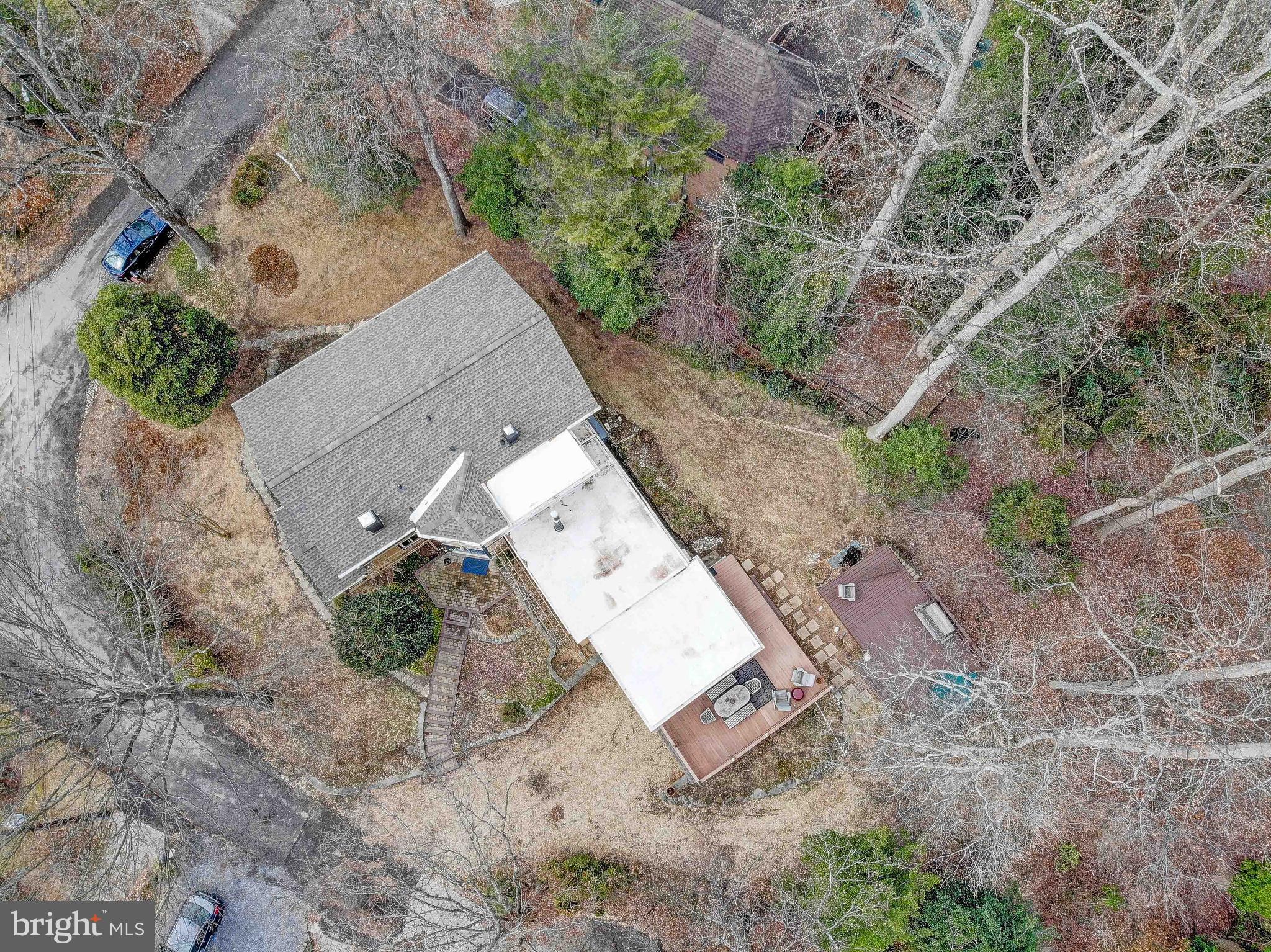 HILLSMERE SHORES - Residential