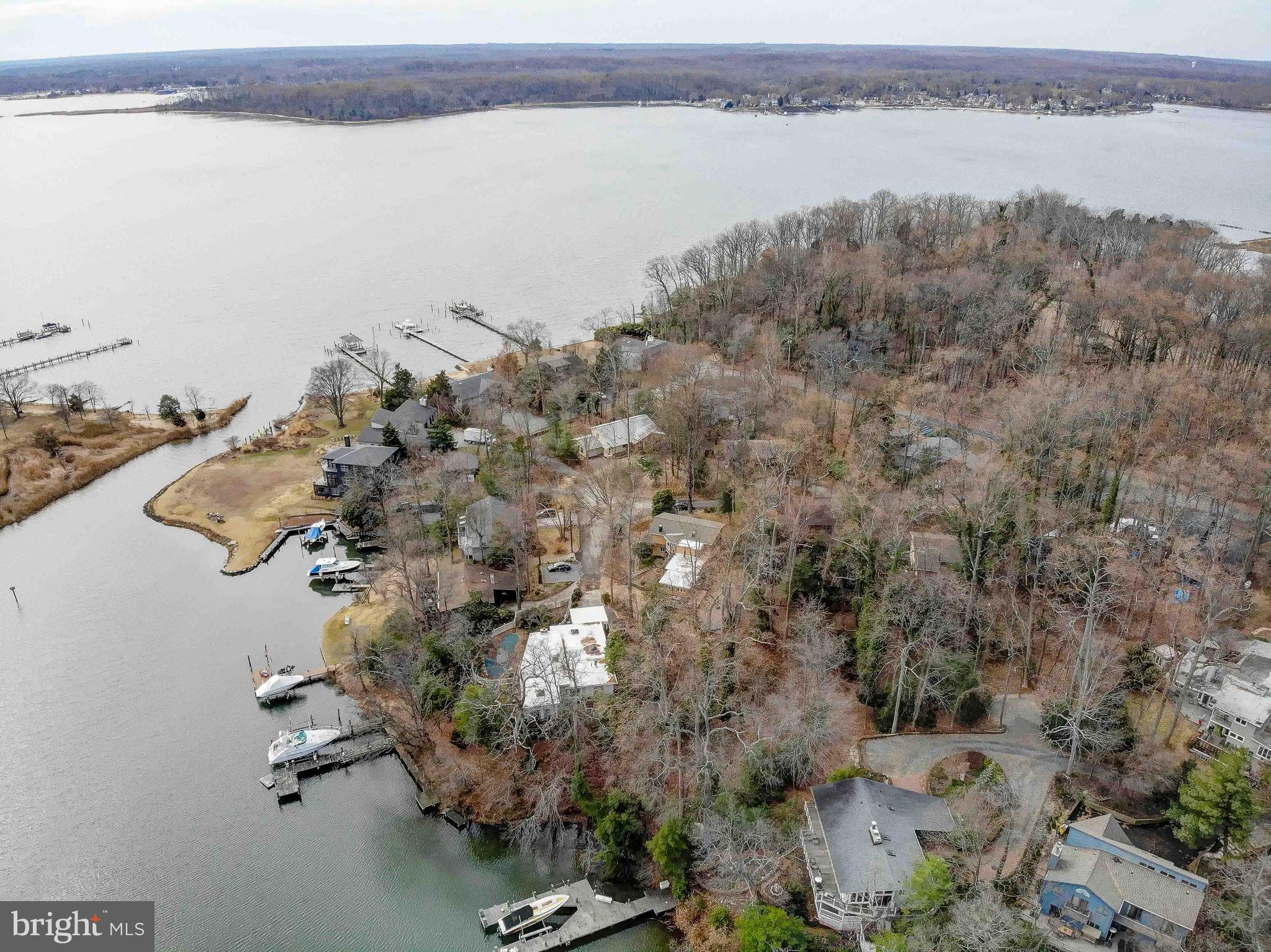 HILLSMERE SHORES - Residential