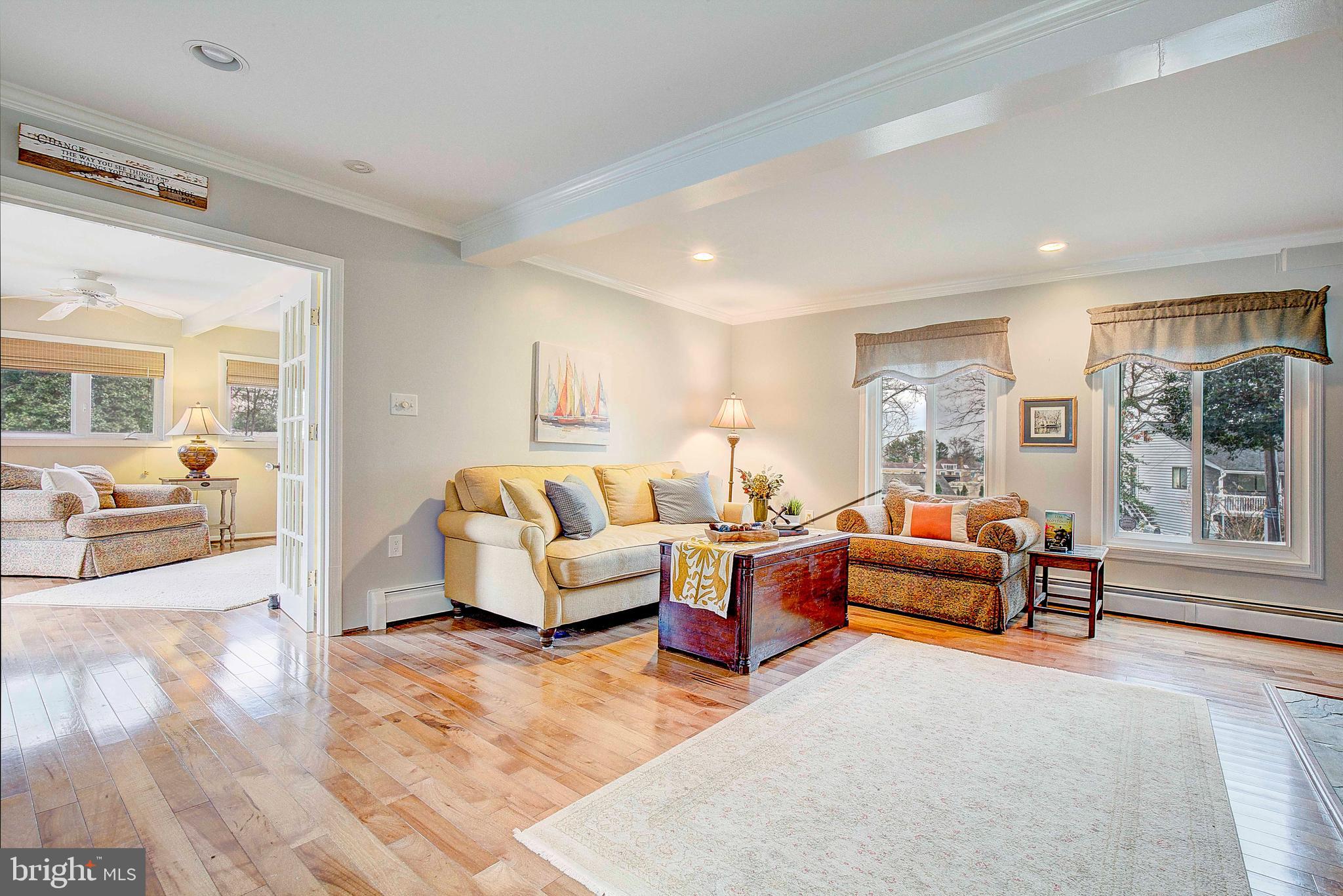 HILLSMERE SHORES - Residential