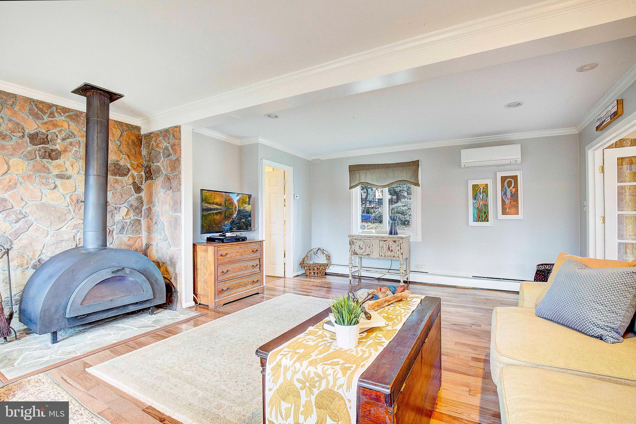 HILLSMERE SHORES - Residential