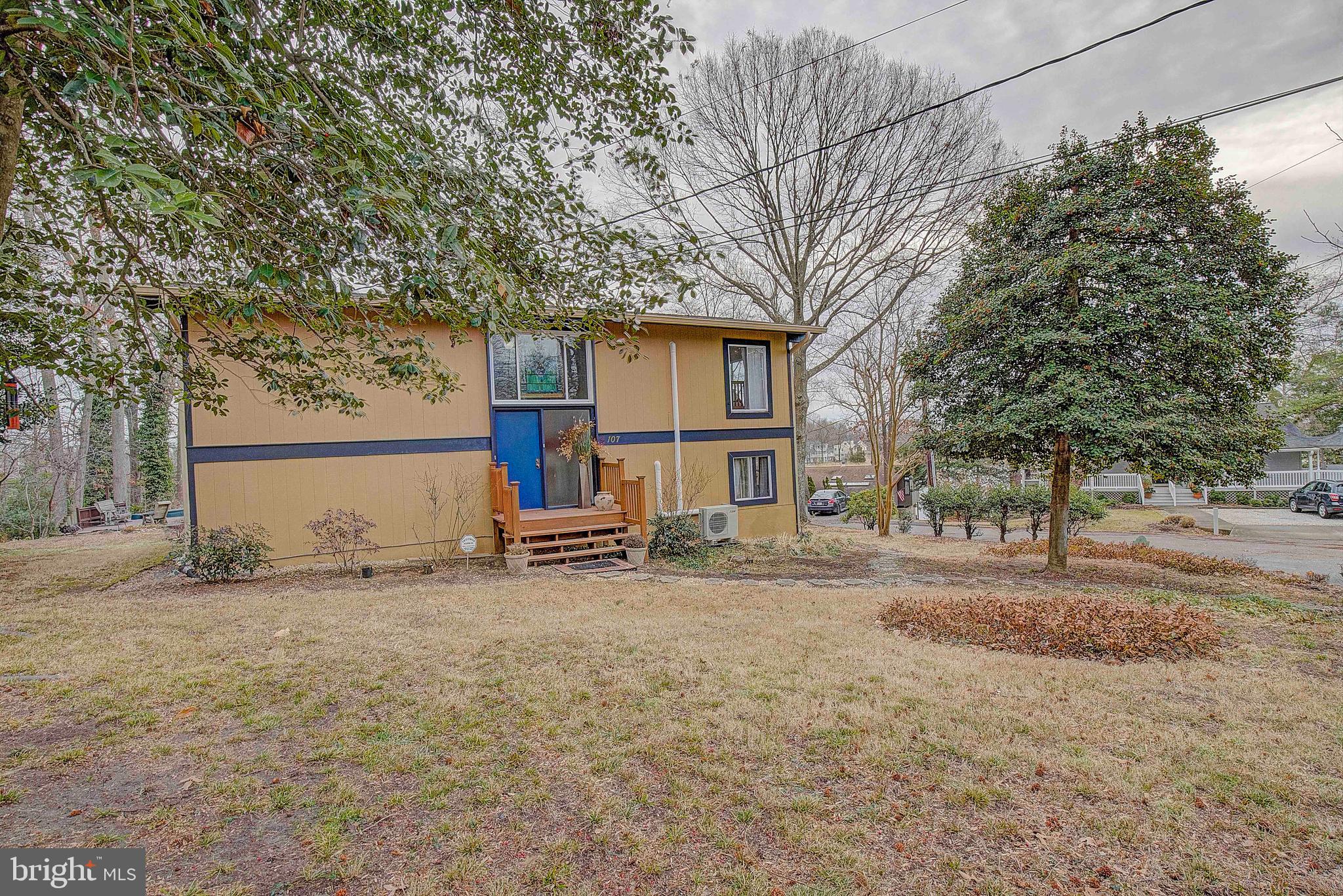 HILLSMERE SHORES - Residential