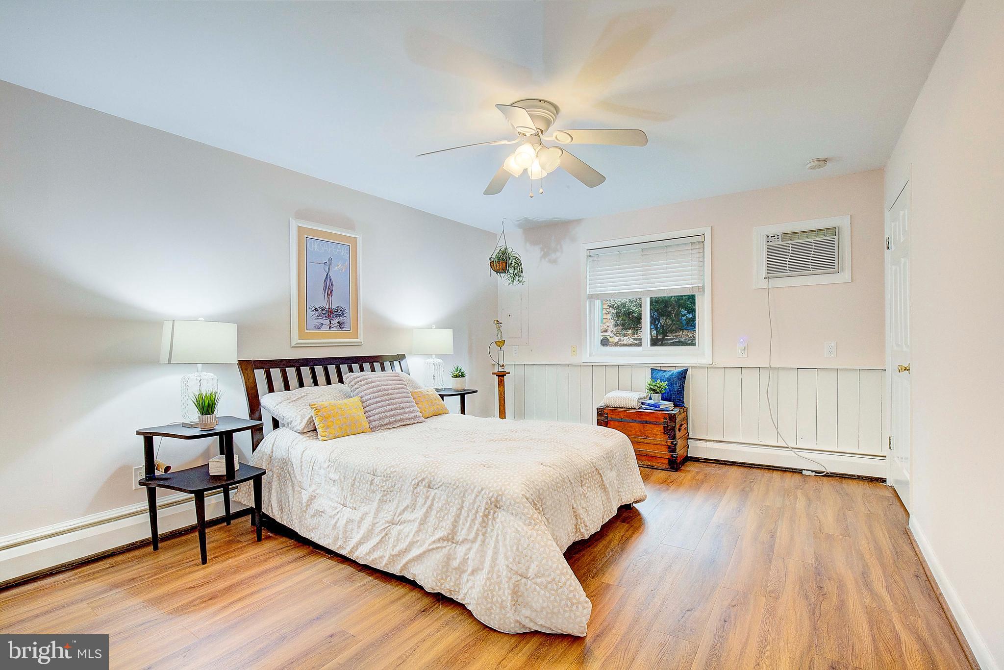 HILLSMERE SHORES - Residential