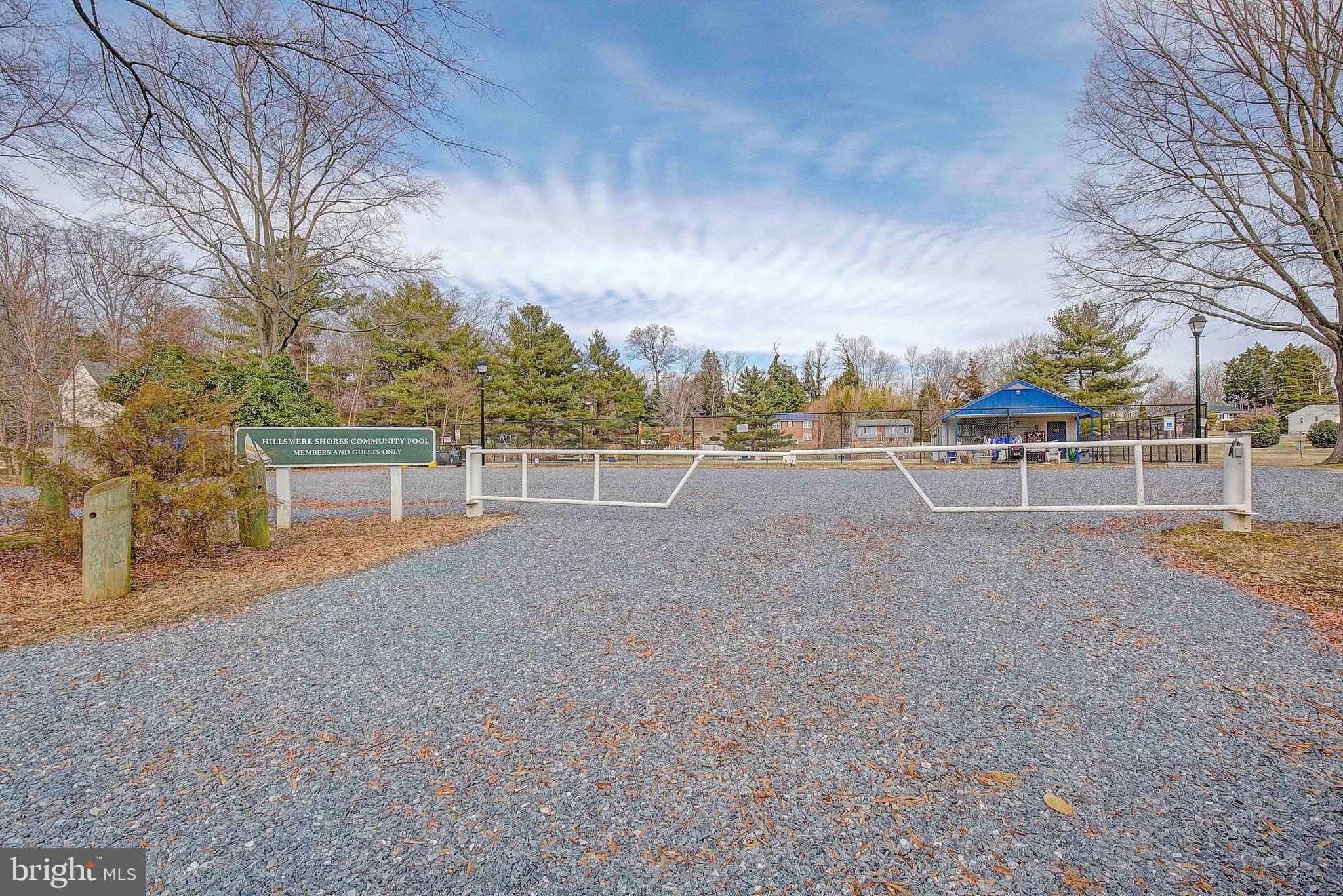 HILLSMERE SHORES - Residential