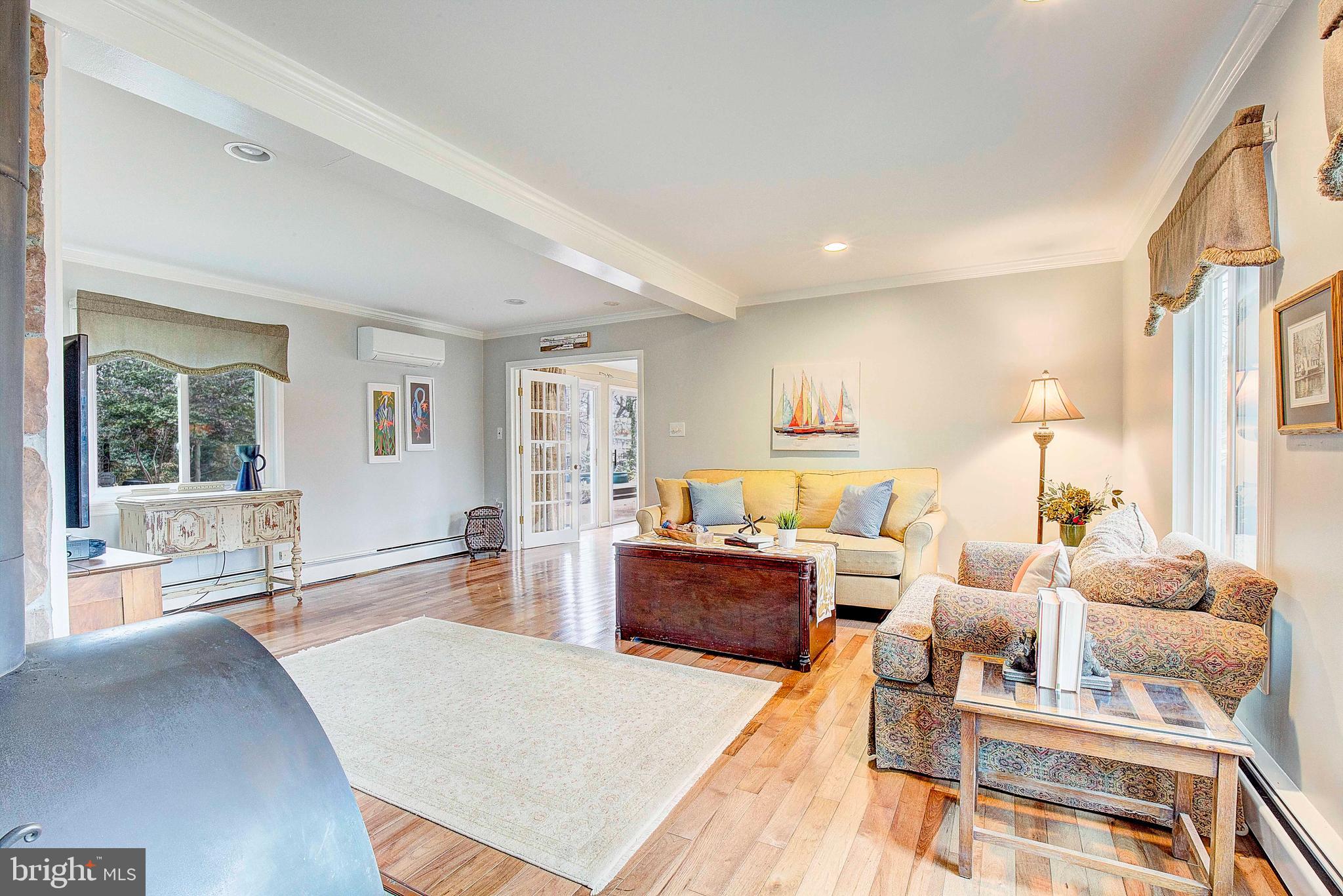 HILLSMERE SHORES - Residential