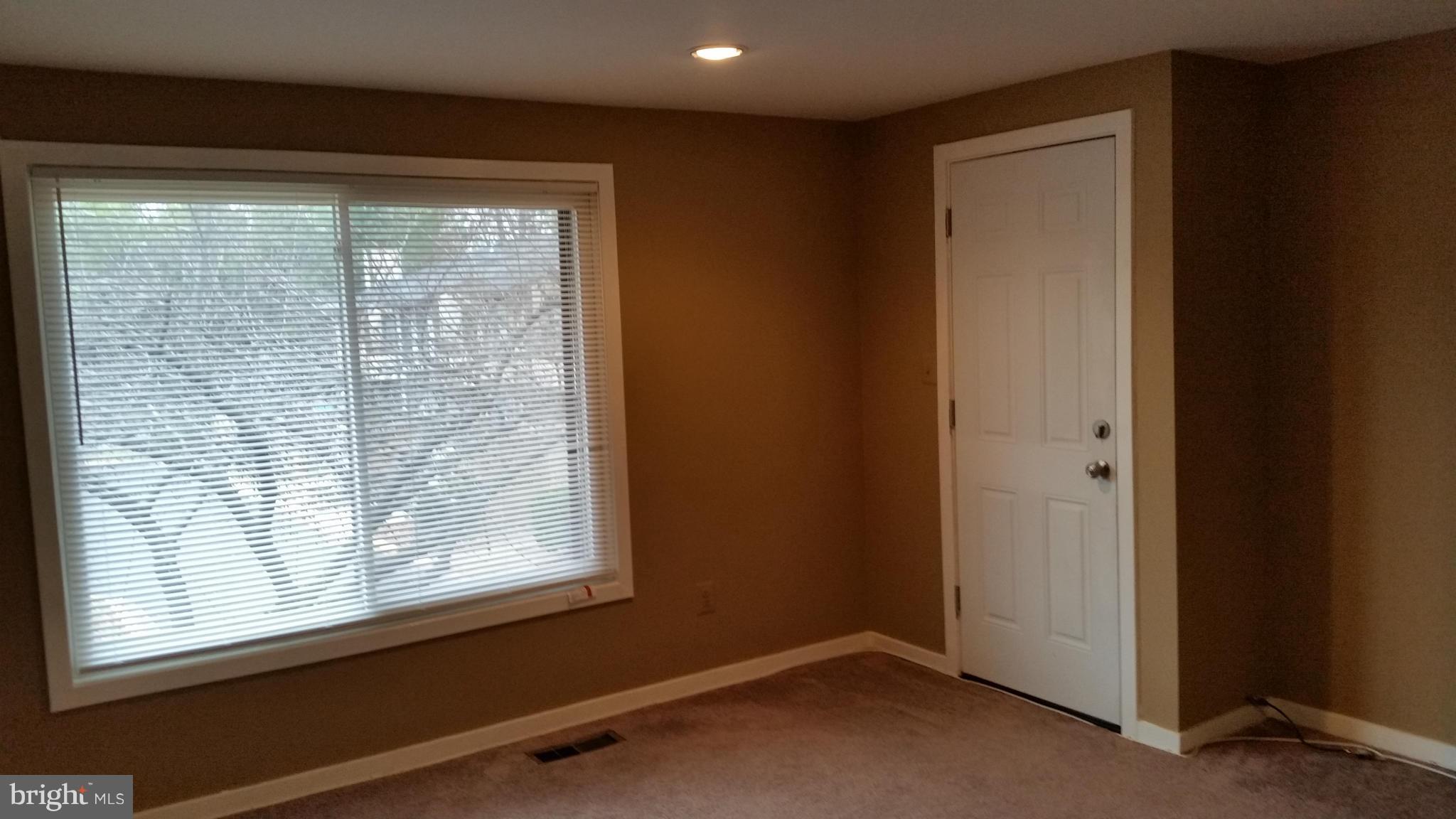 WALKERS RIDGE - Residential Lease