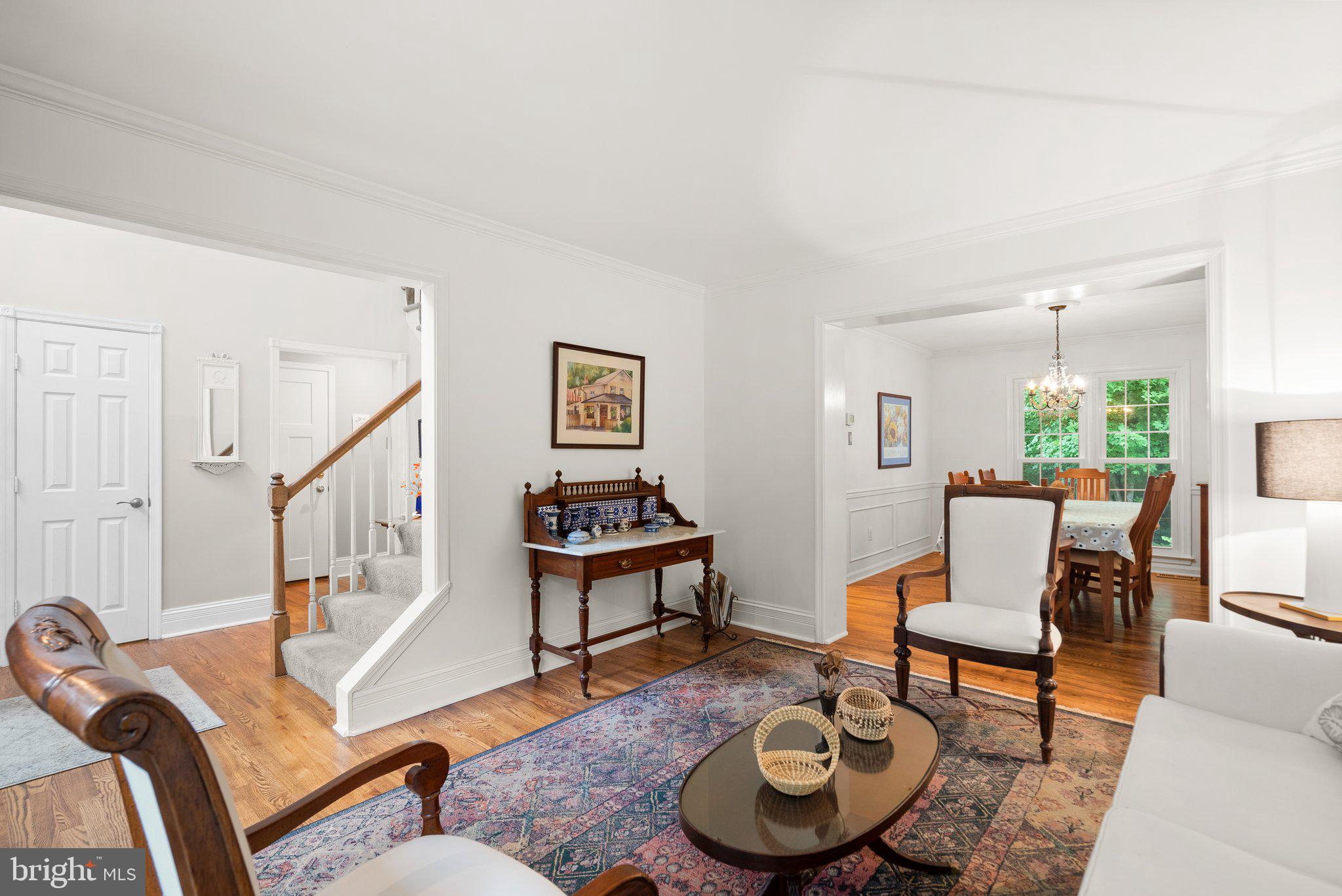 LAKE HALLOWELL - Residential