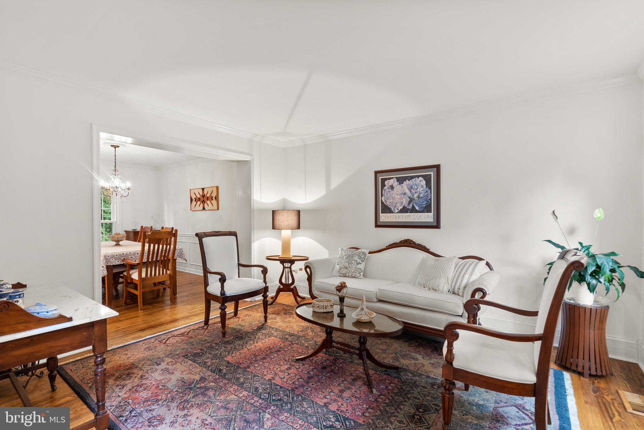 LAKE HALLOWELL - Residential